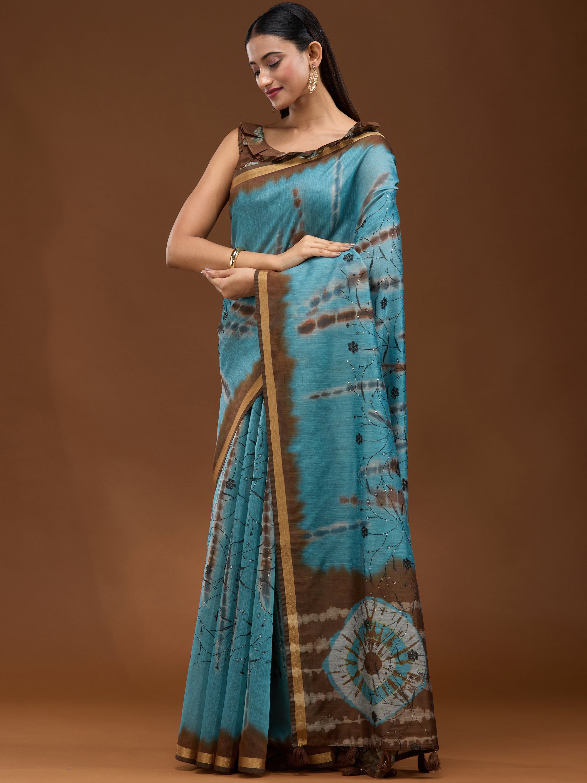 Pleasant Hues - Blue Brown