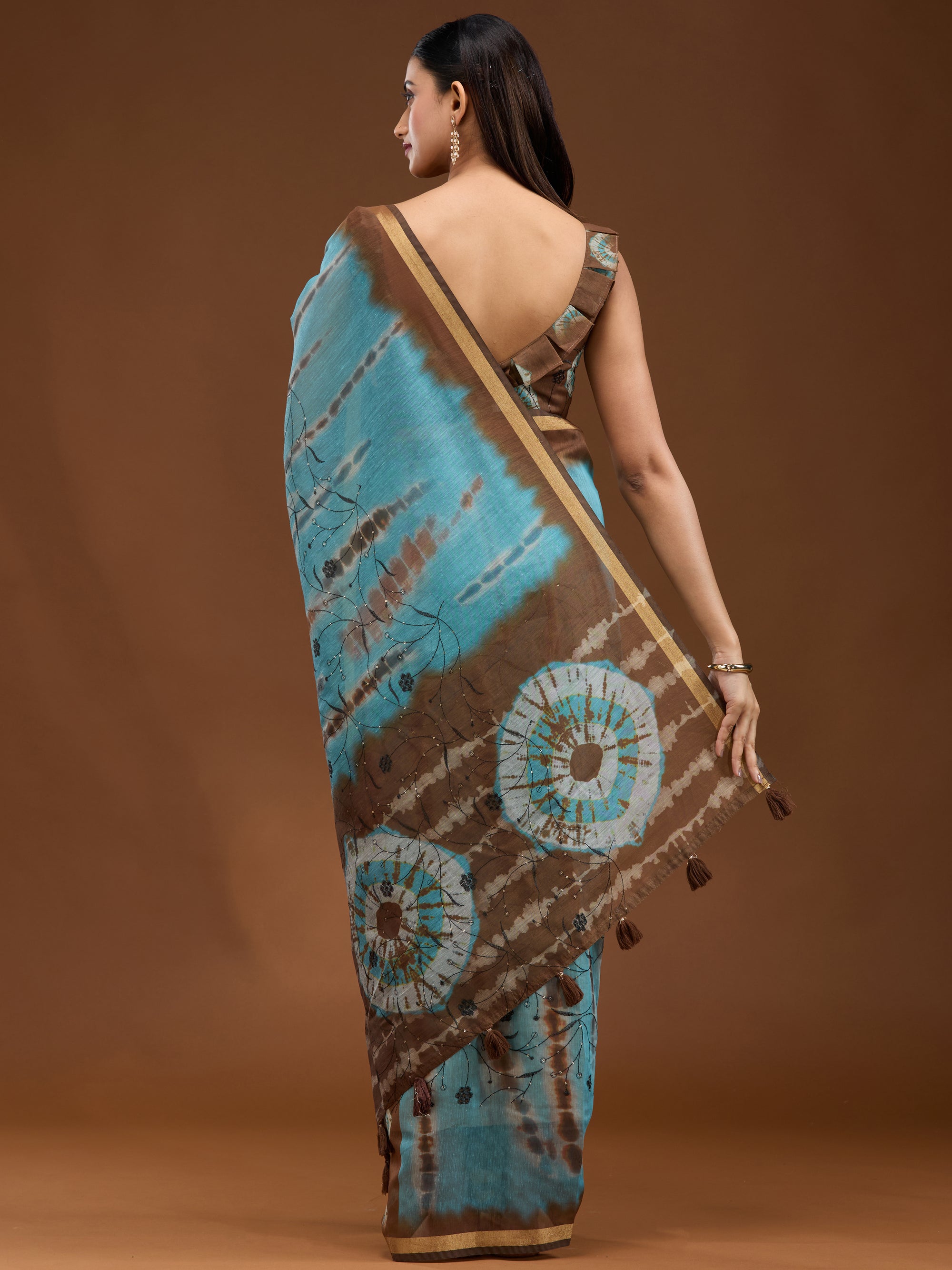 Pleasant Hues - Blue Brown