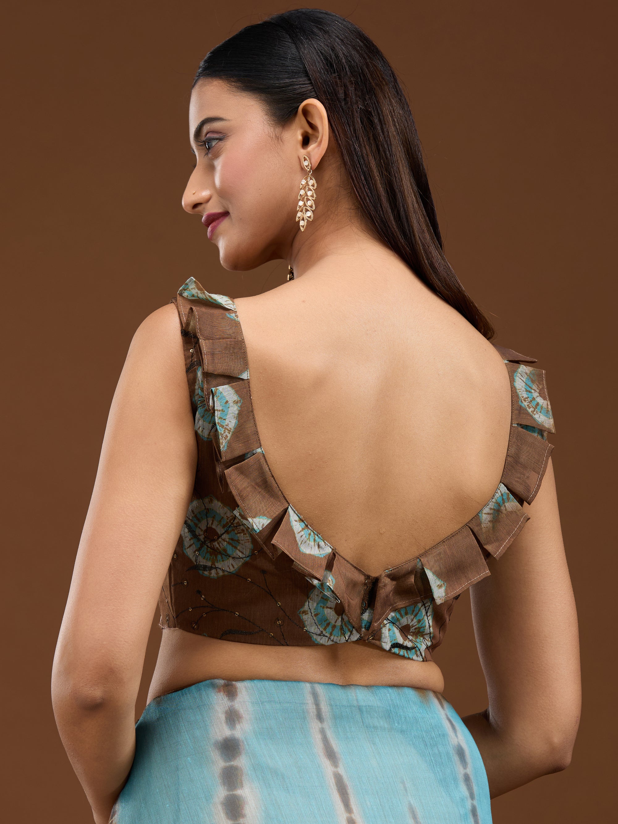 Pleasant Hues - Blue Brown