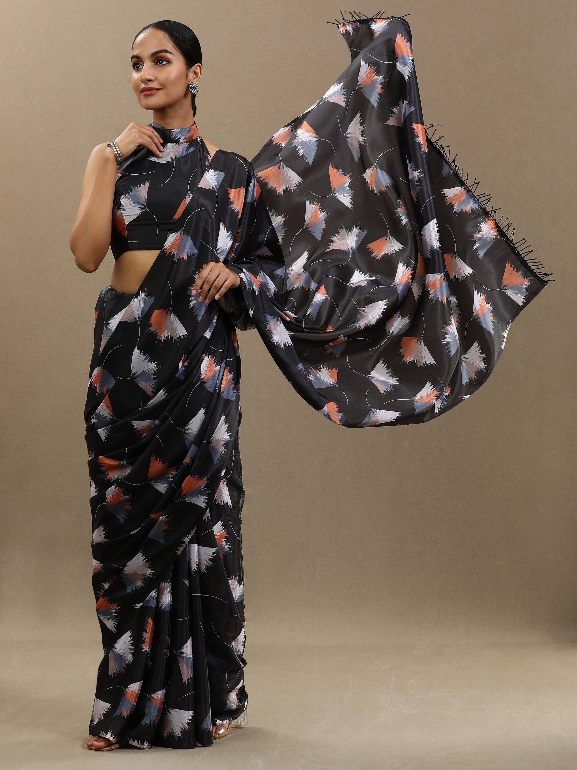 Vinca - Black