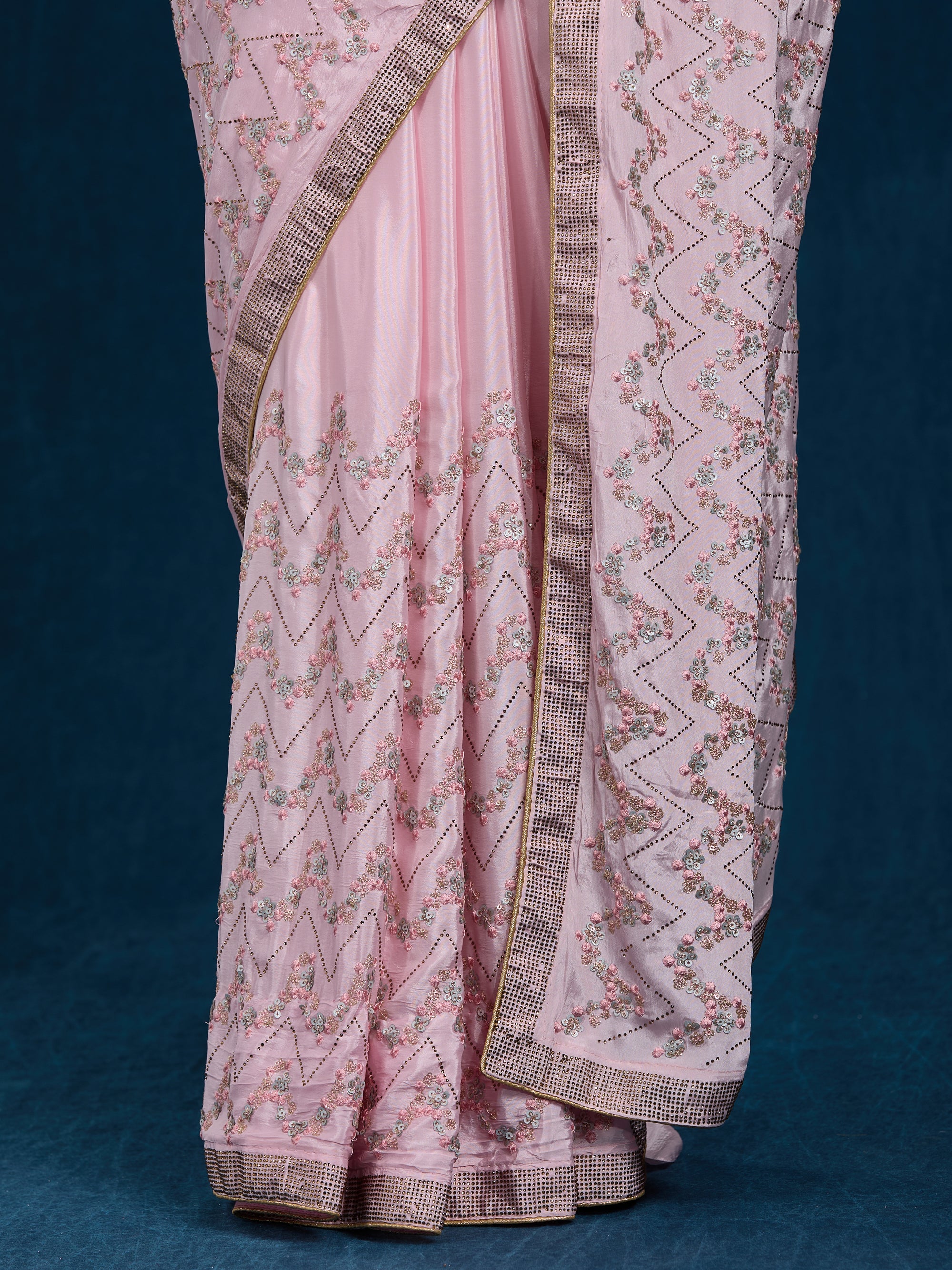 Flowing Petals - Baby Pink