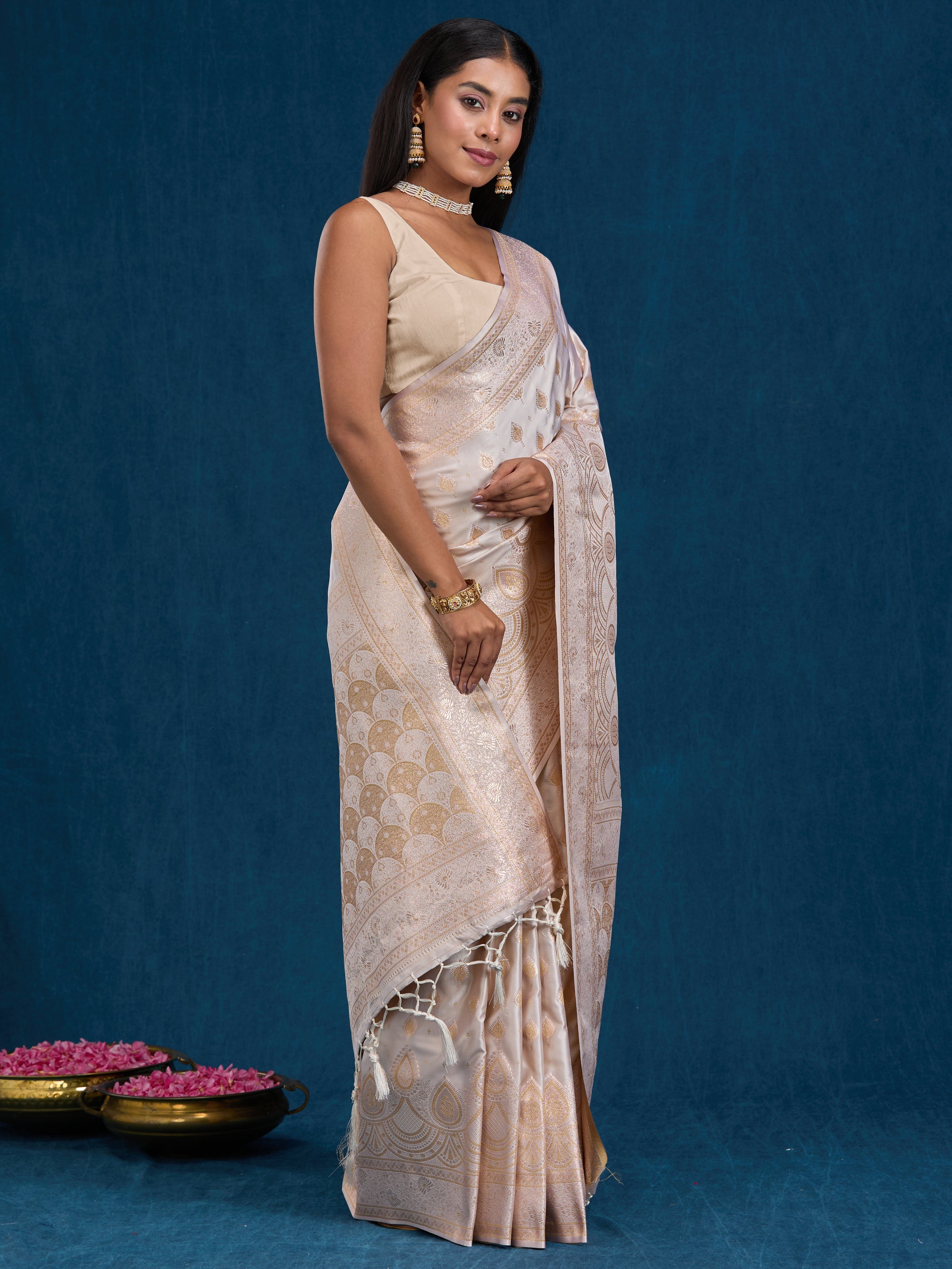Kashish - Off-White