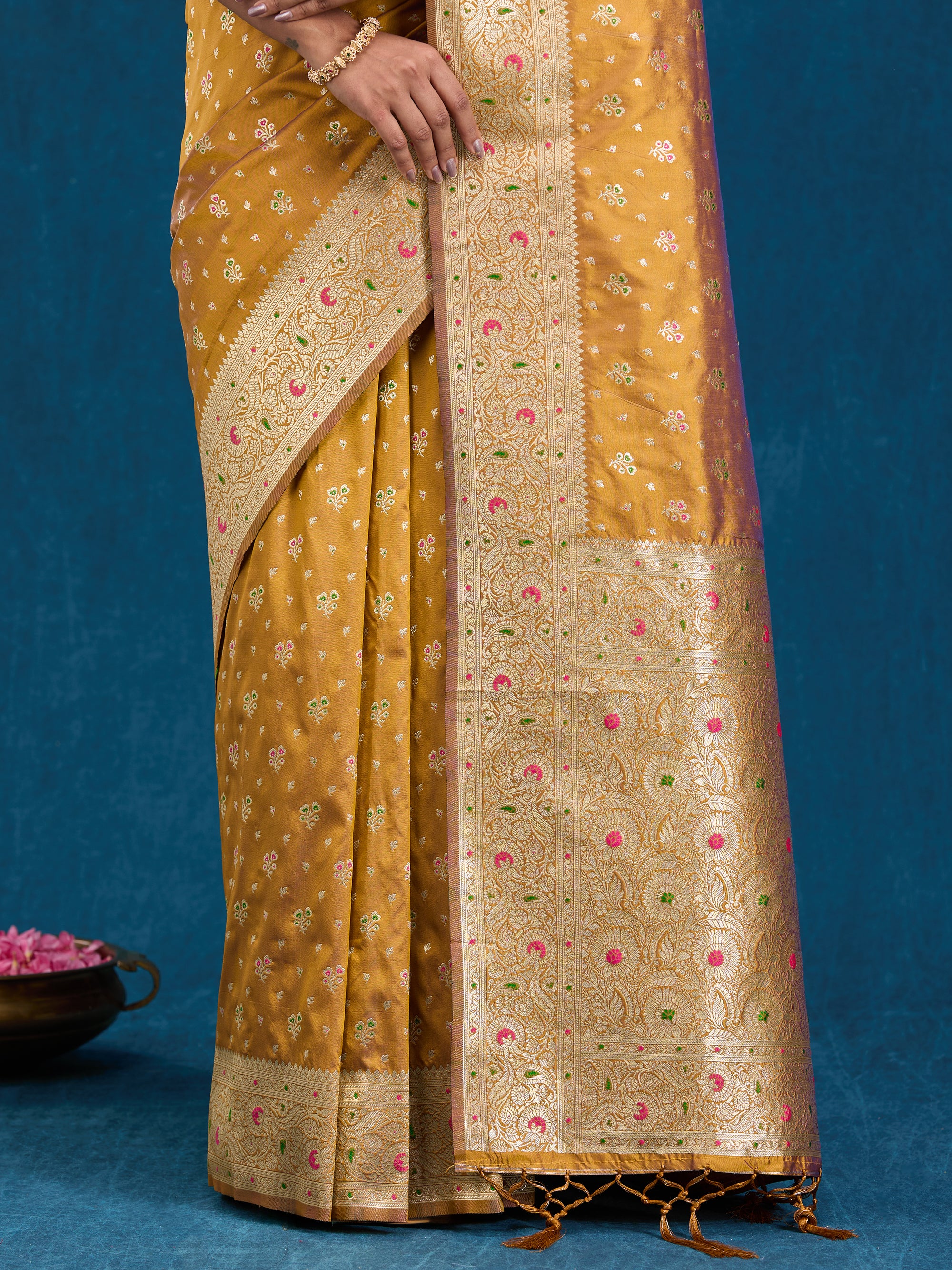 Pallavah - Ochre Yellow