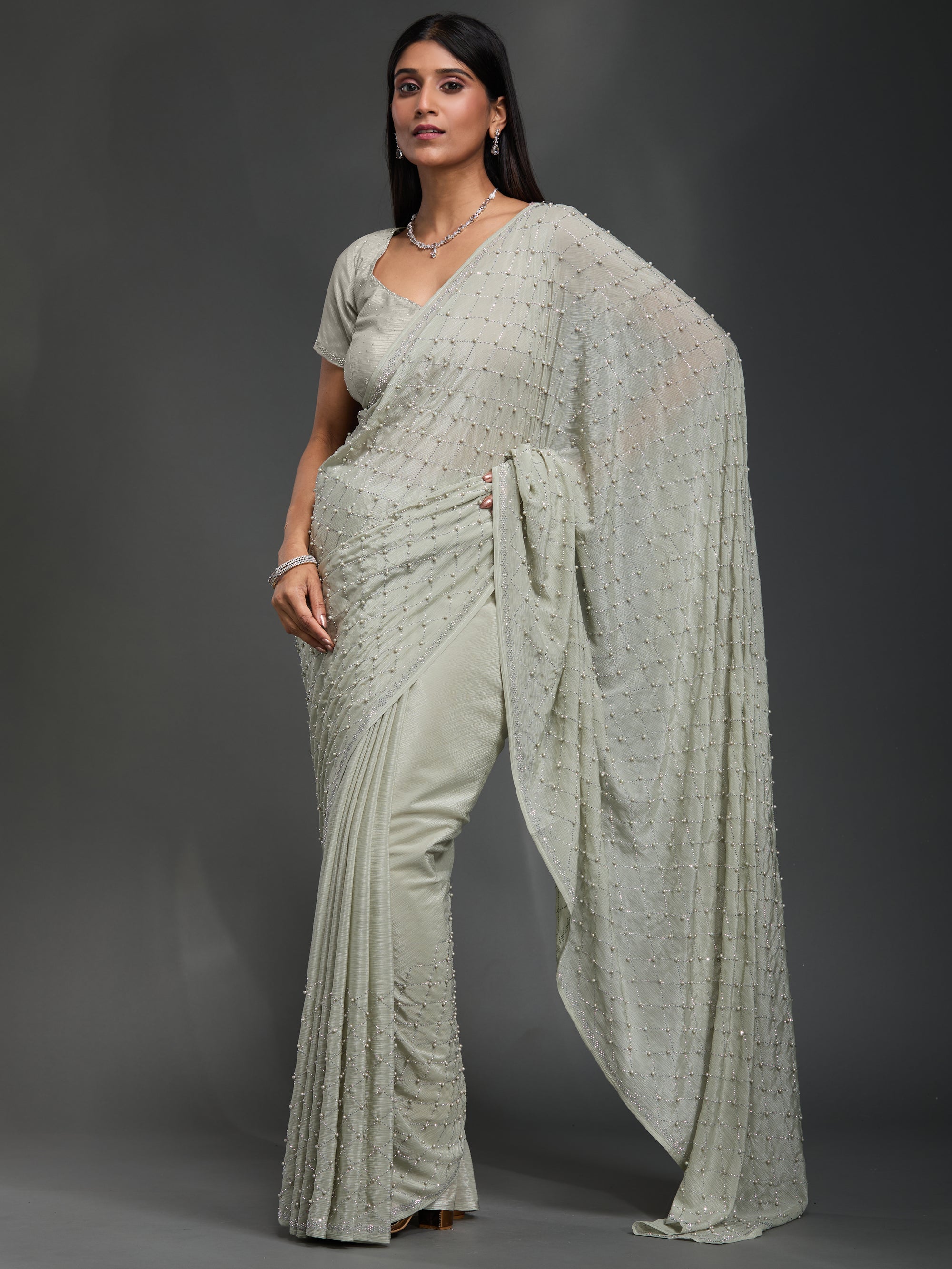 Dazzling Presence - Pista Green