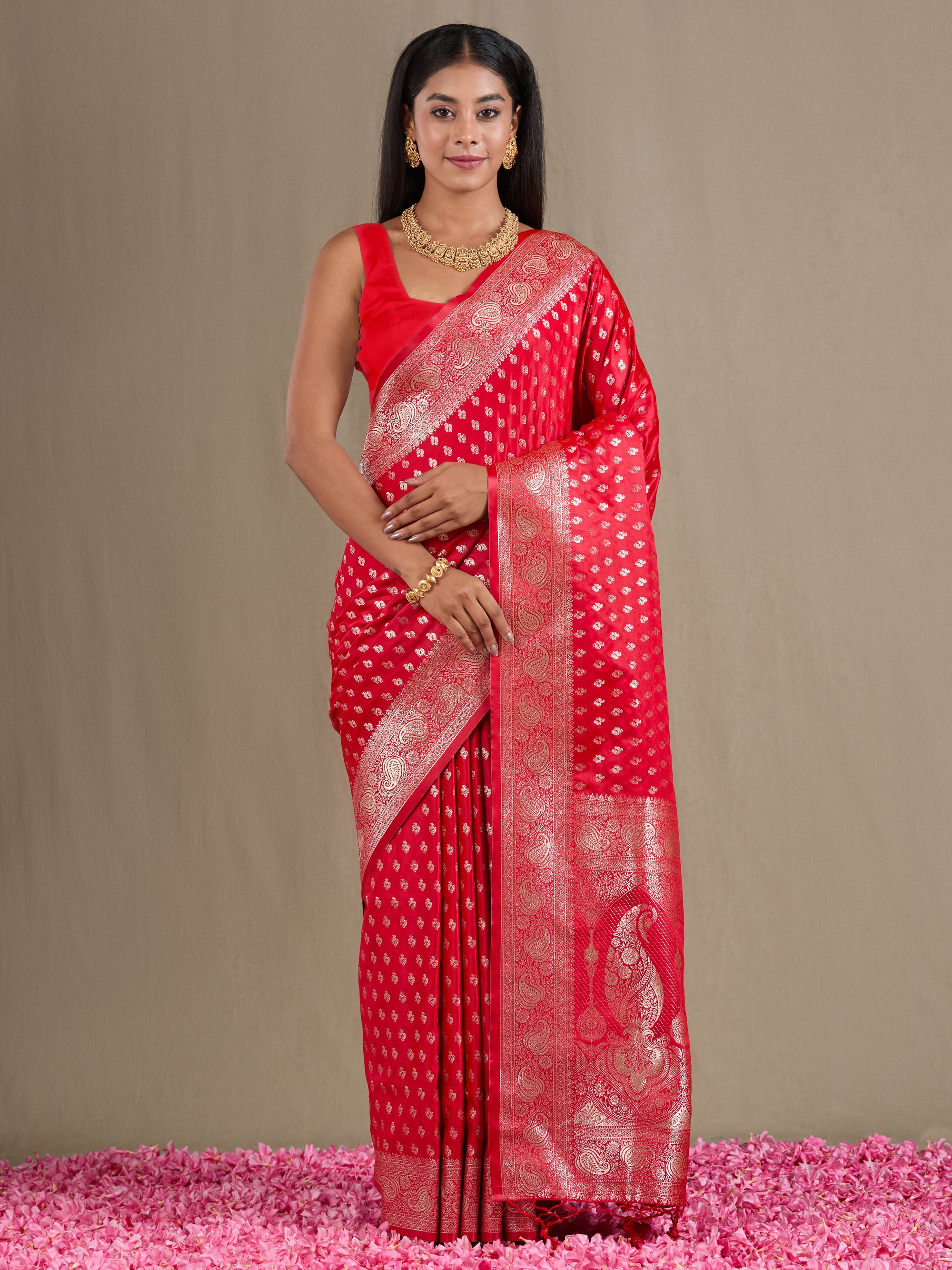 Swara - Red