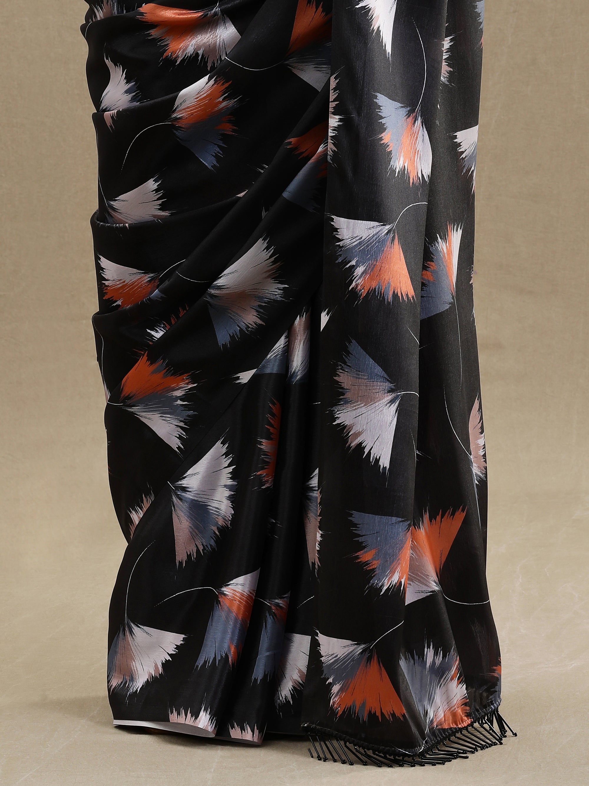 Vinca - Black