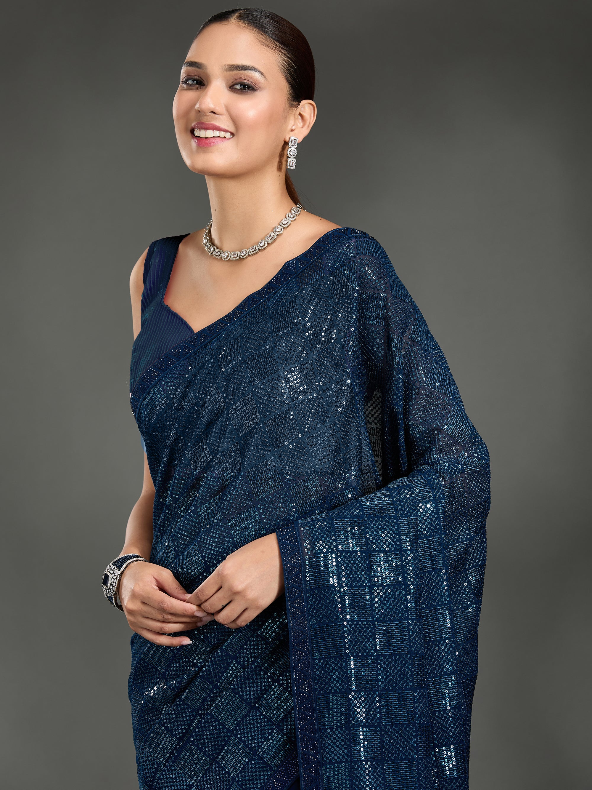 Queen's Gambit - Navy Blue