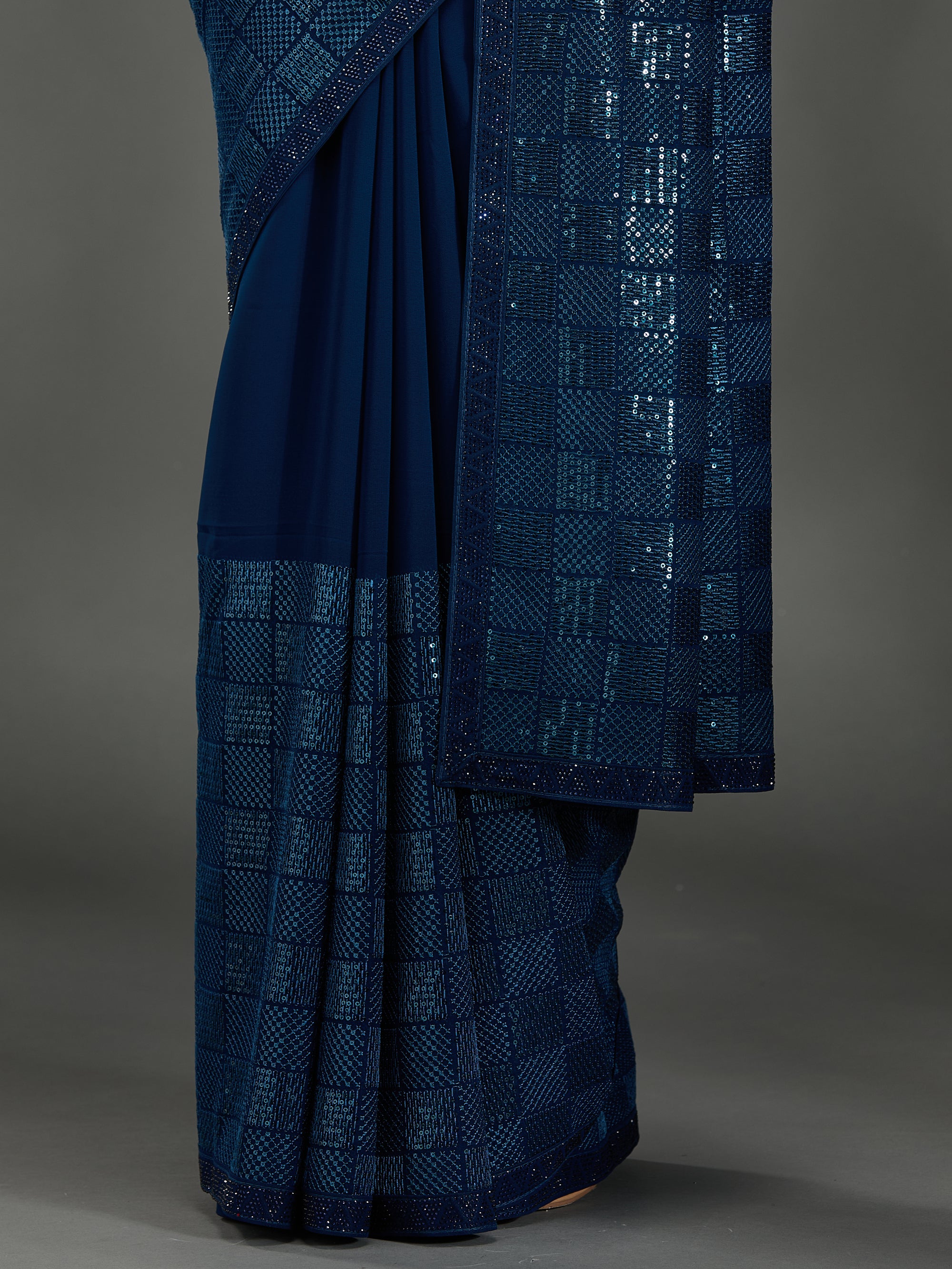 Queen's Gambit - Navy Blue