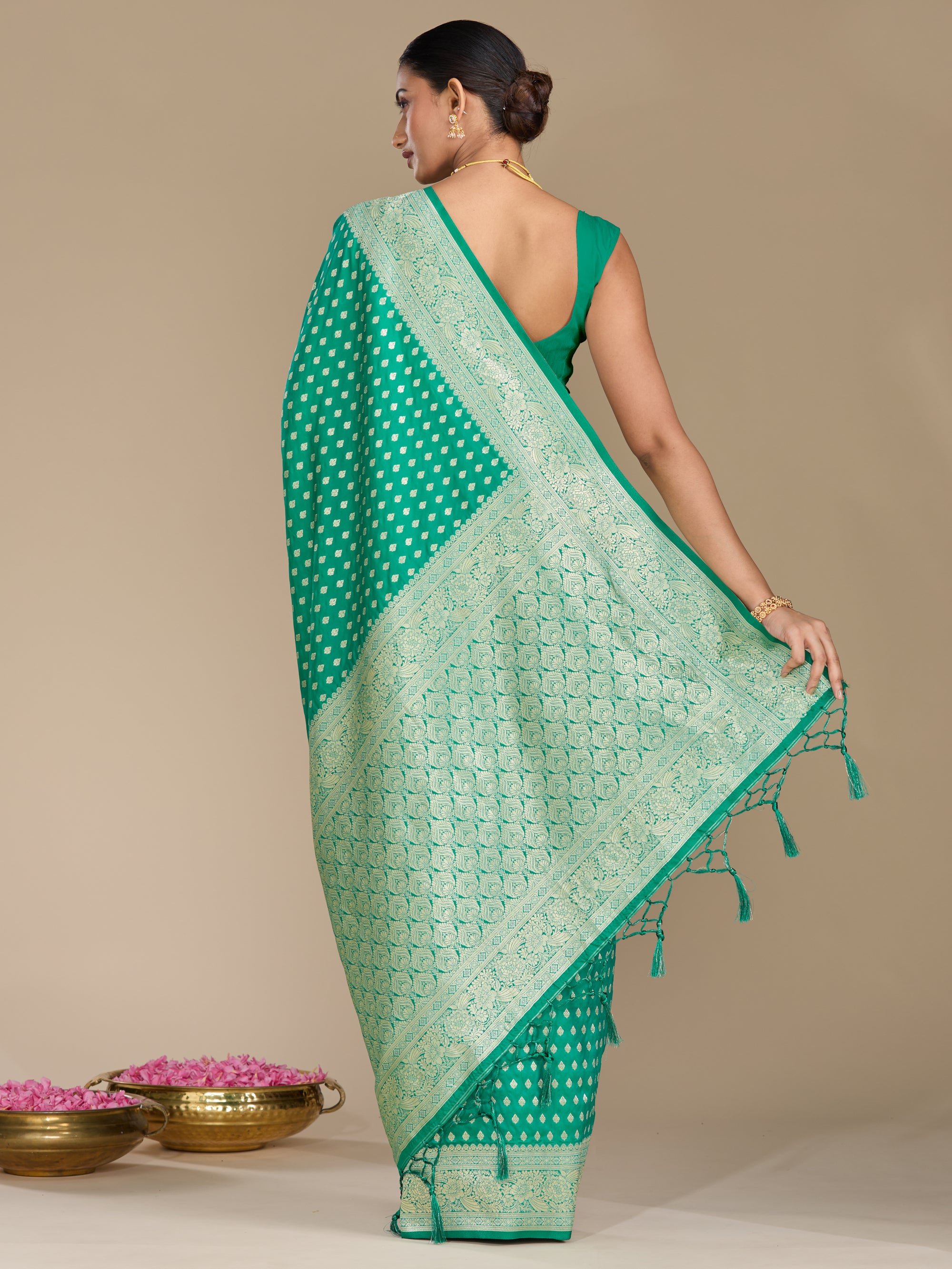 Saavan - Rama Green