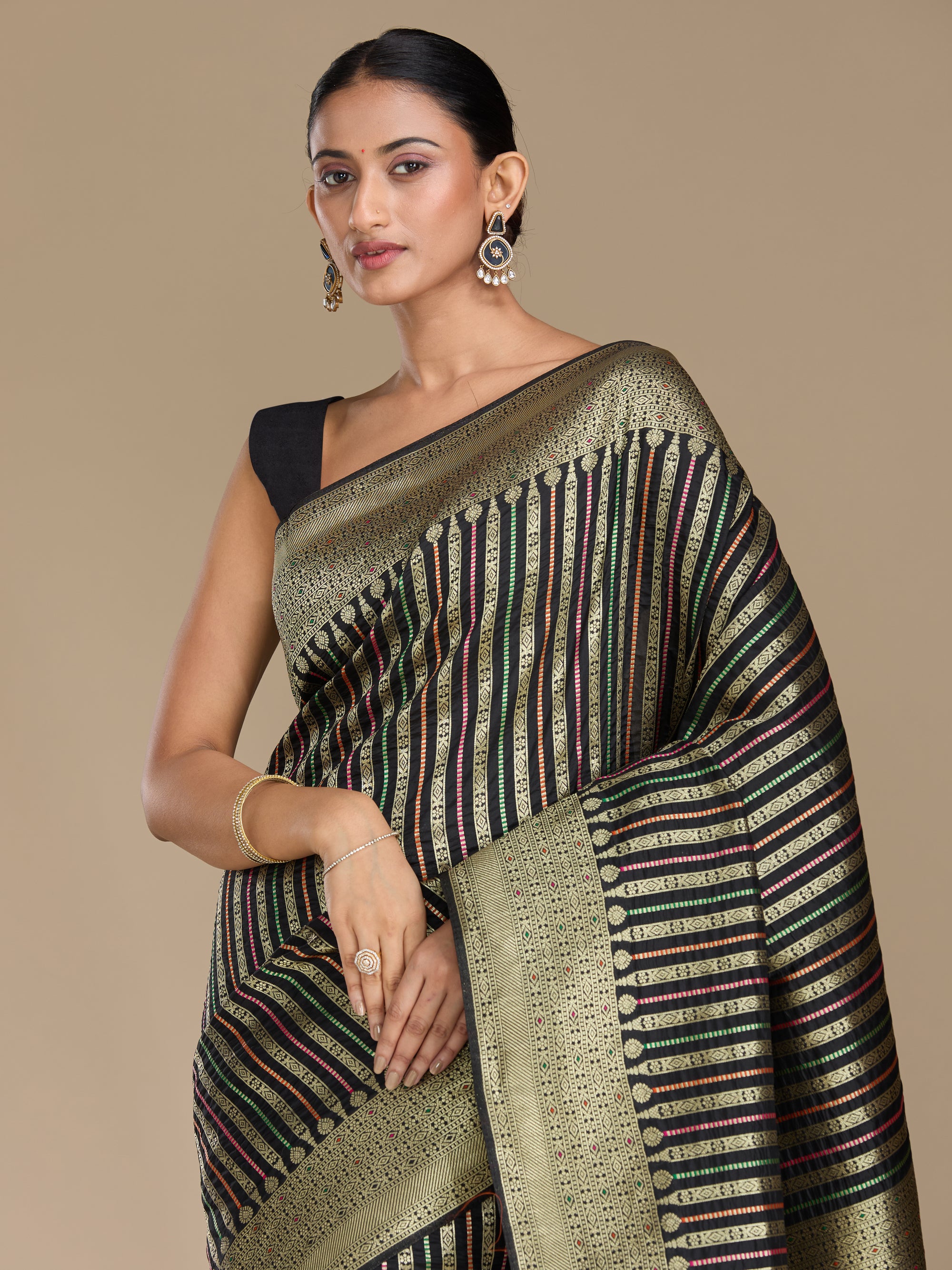 Anandita - Black