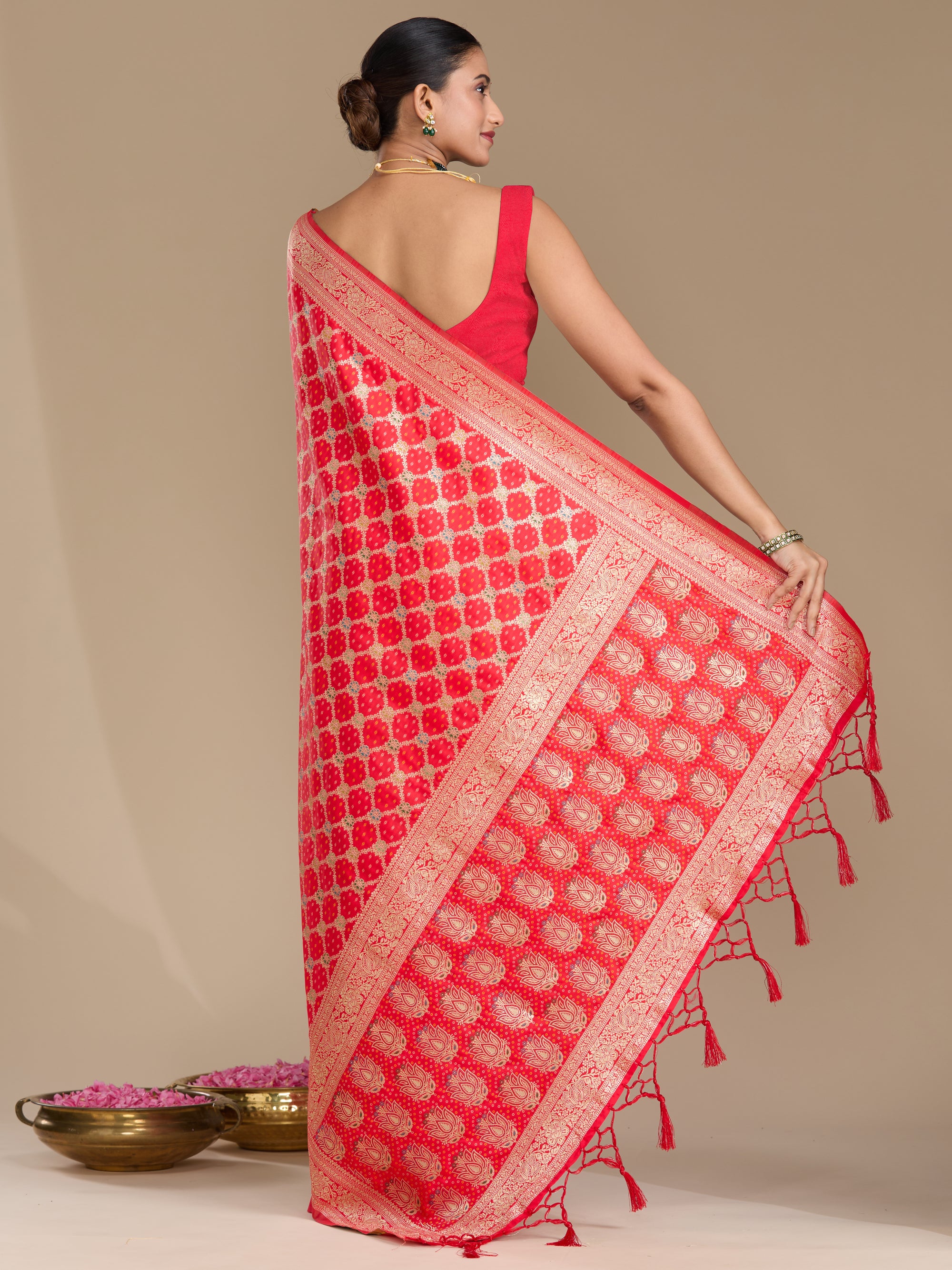 Queen Of Aravallis - Red