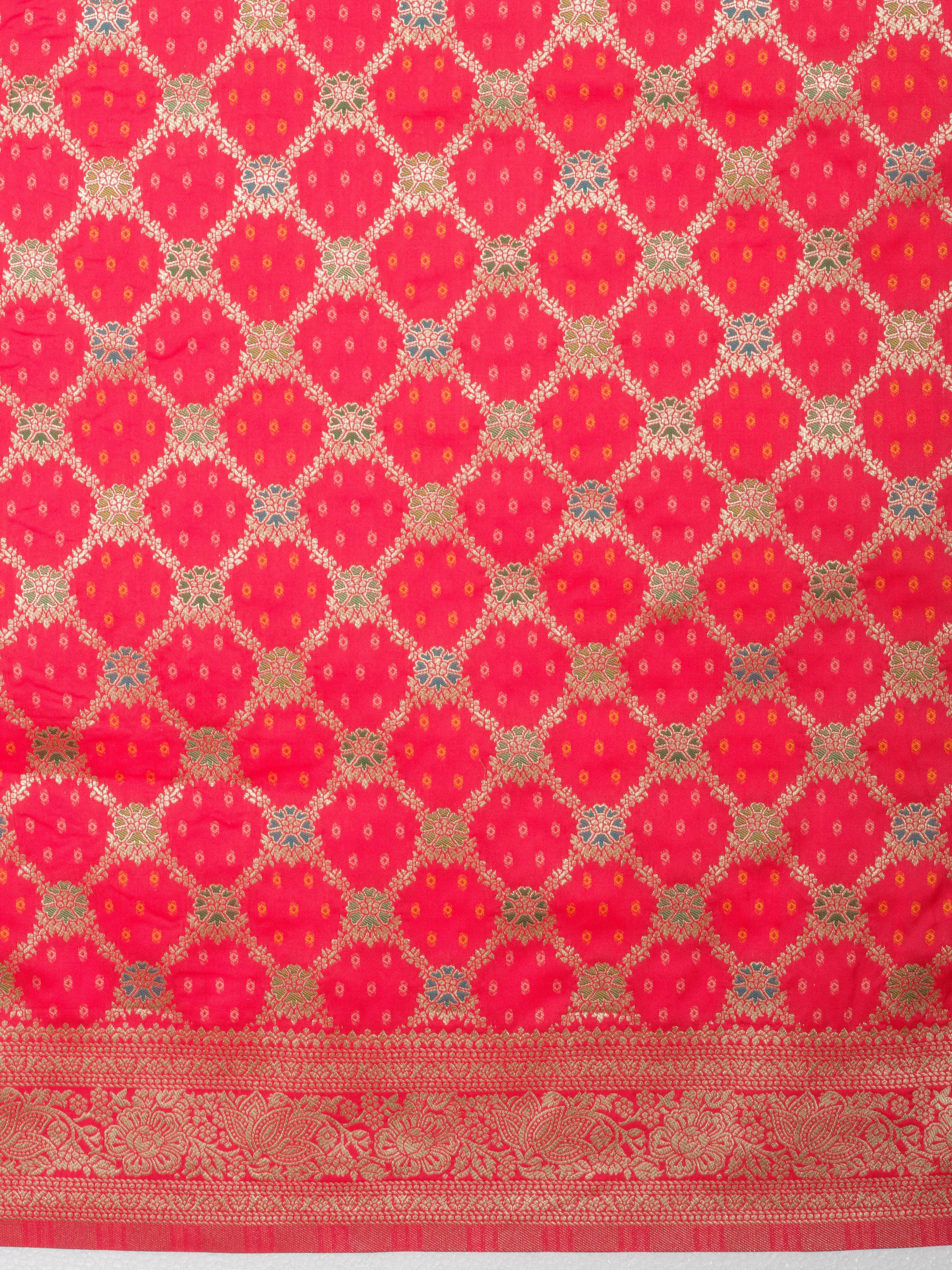 Queen Of Aravallis - Red