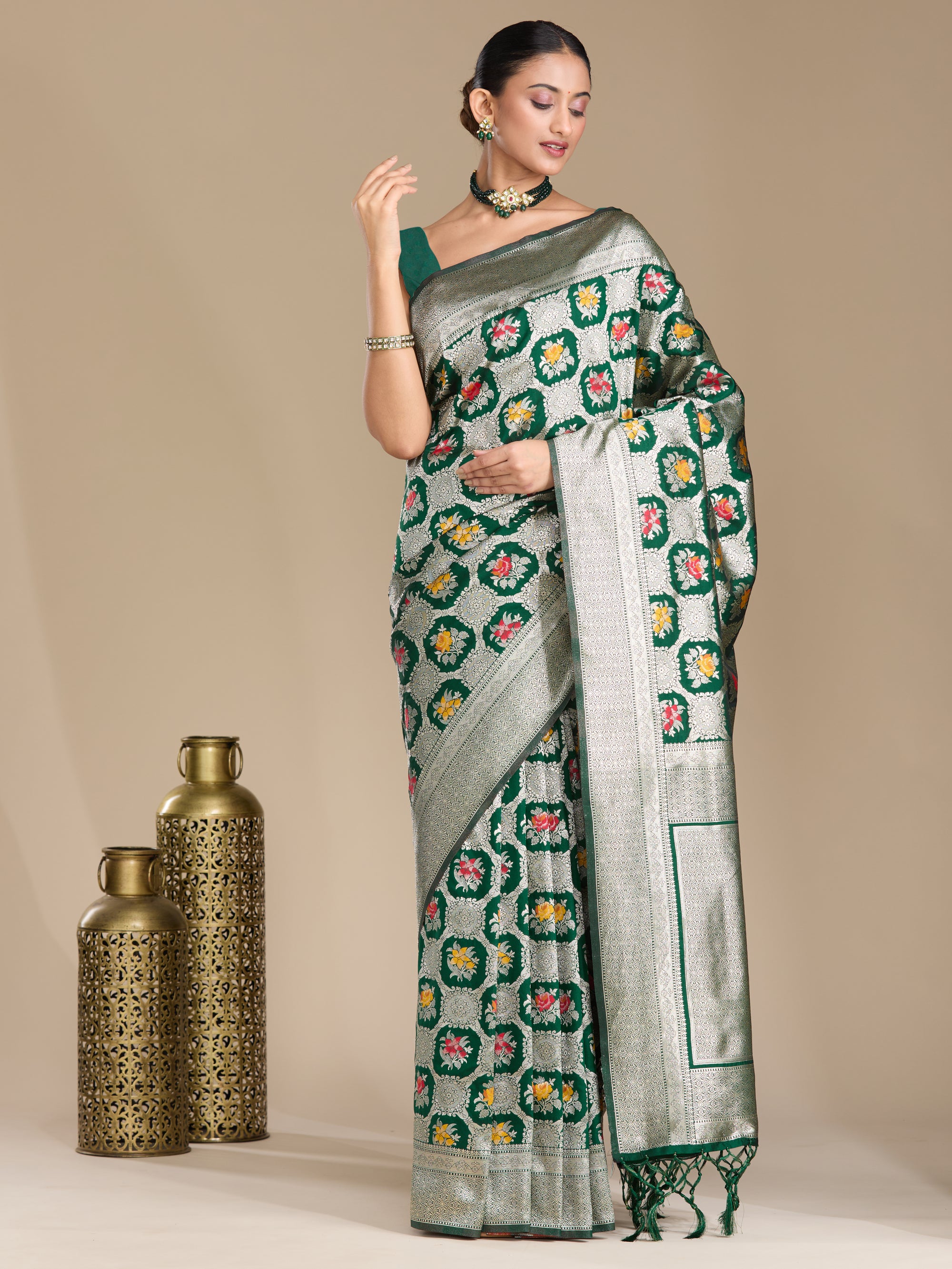 Vamika - Emerald Green