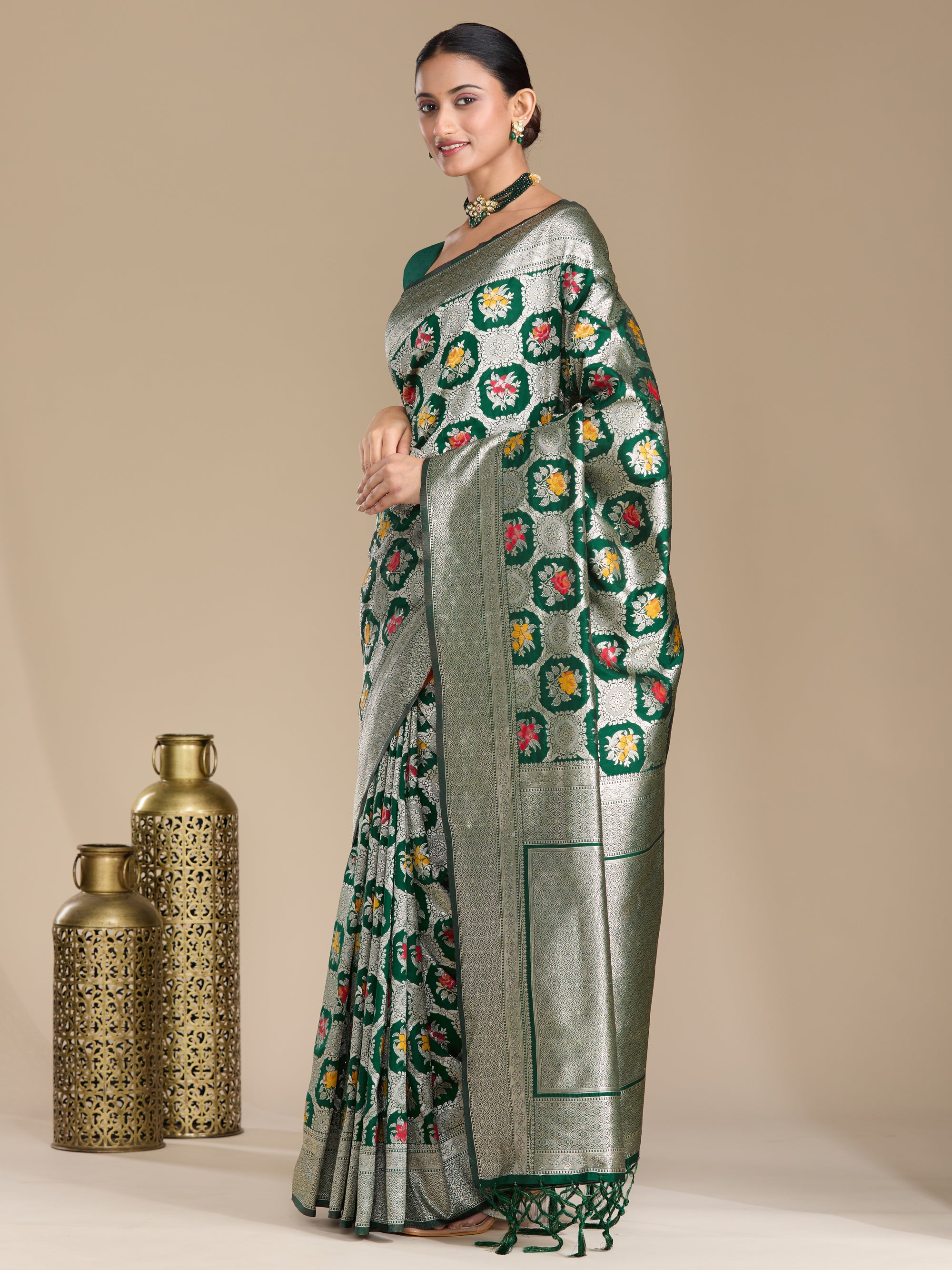 Vamika - Emerald Green