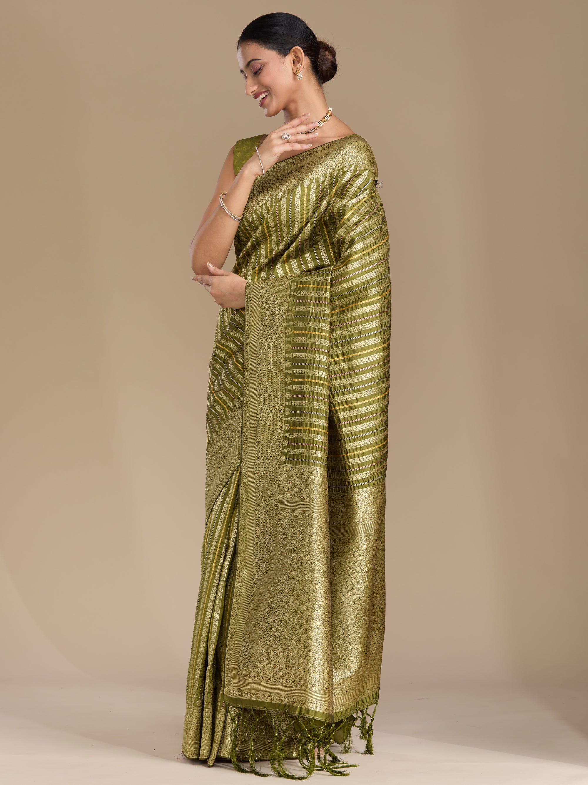 Anandita - Mehendi Green