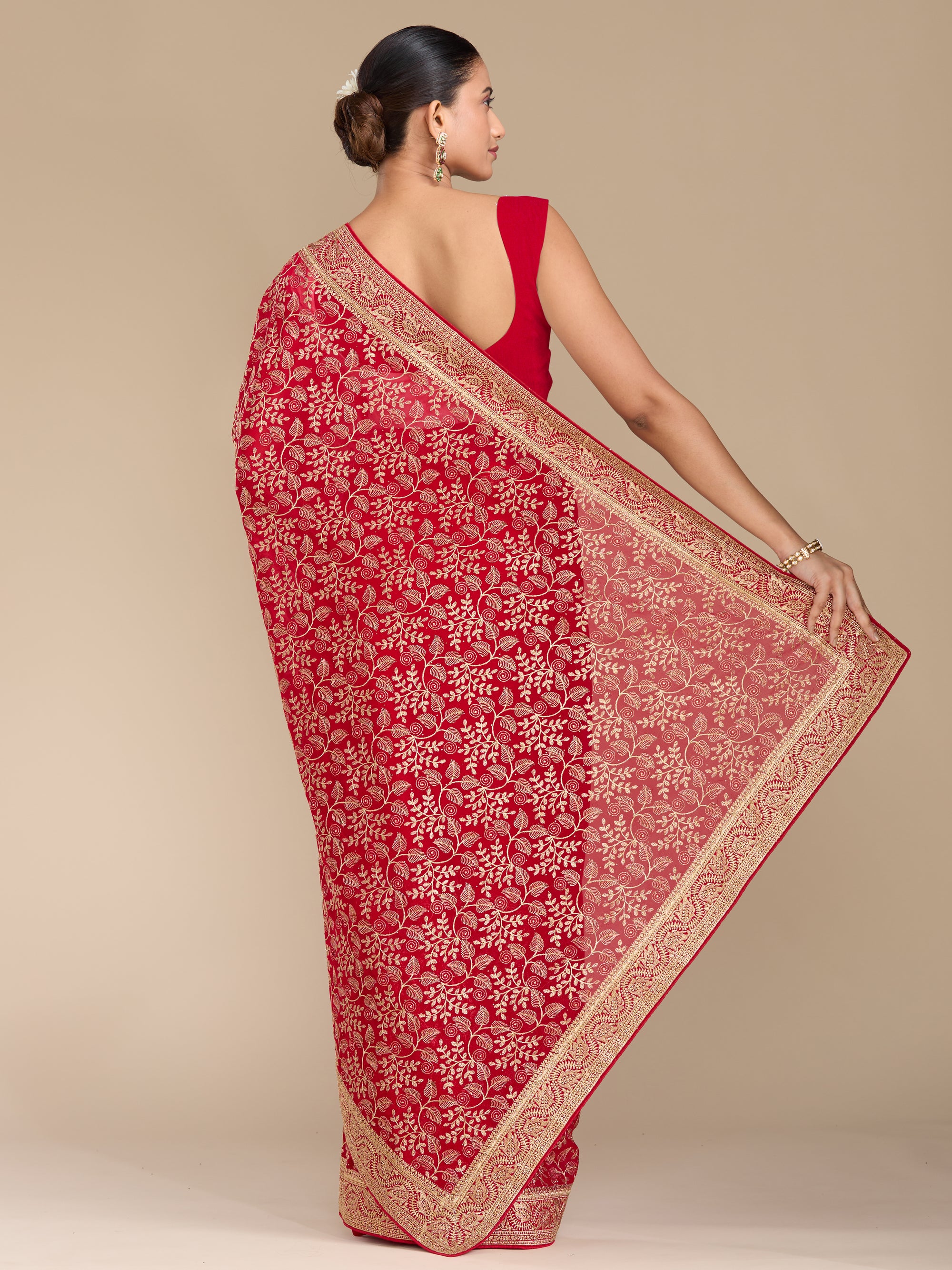 Vaanya - Red