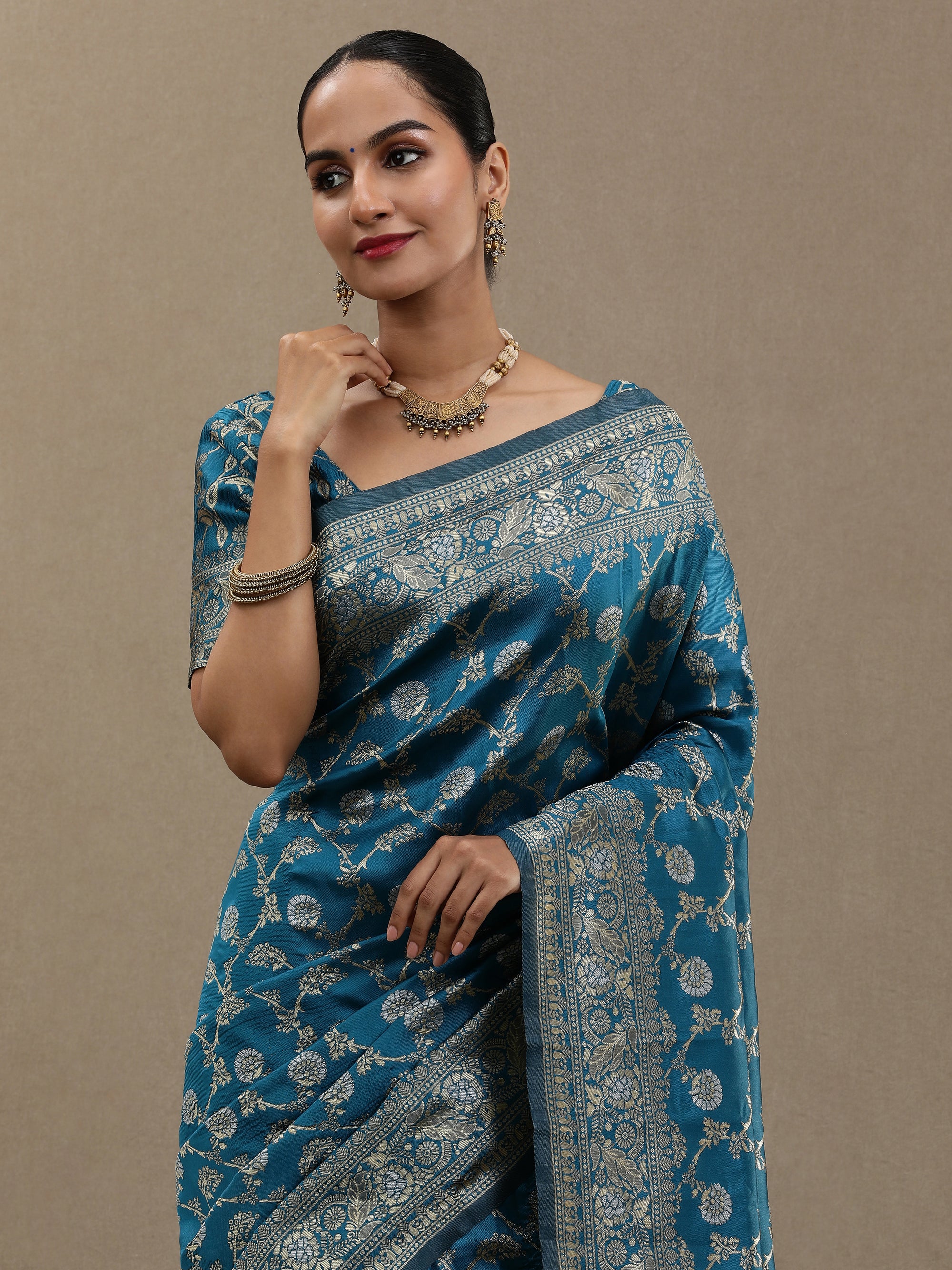 Lata - Sapphire Blue