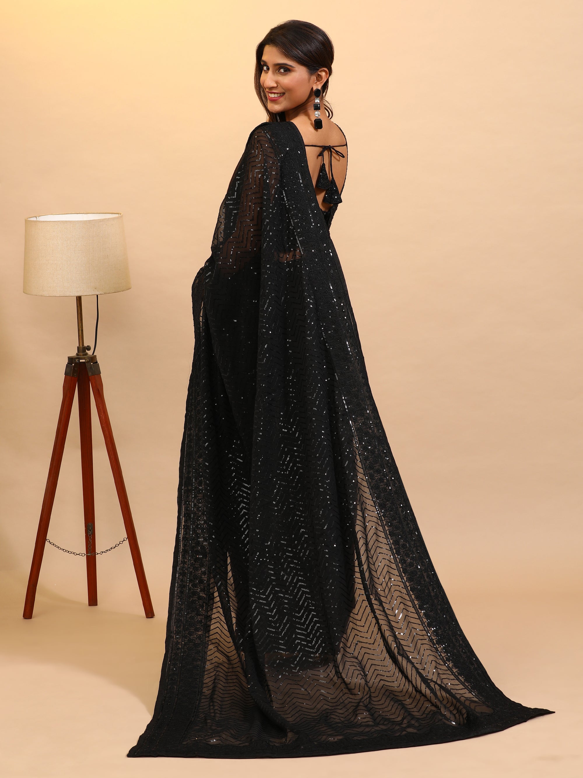 All That Glitters - Black