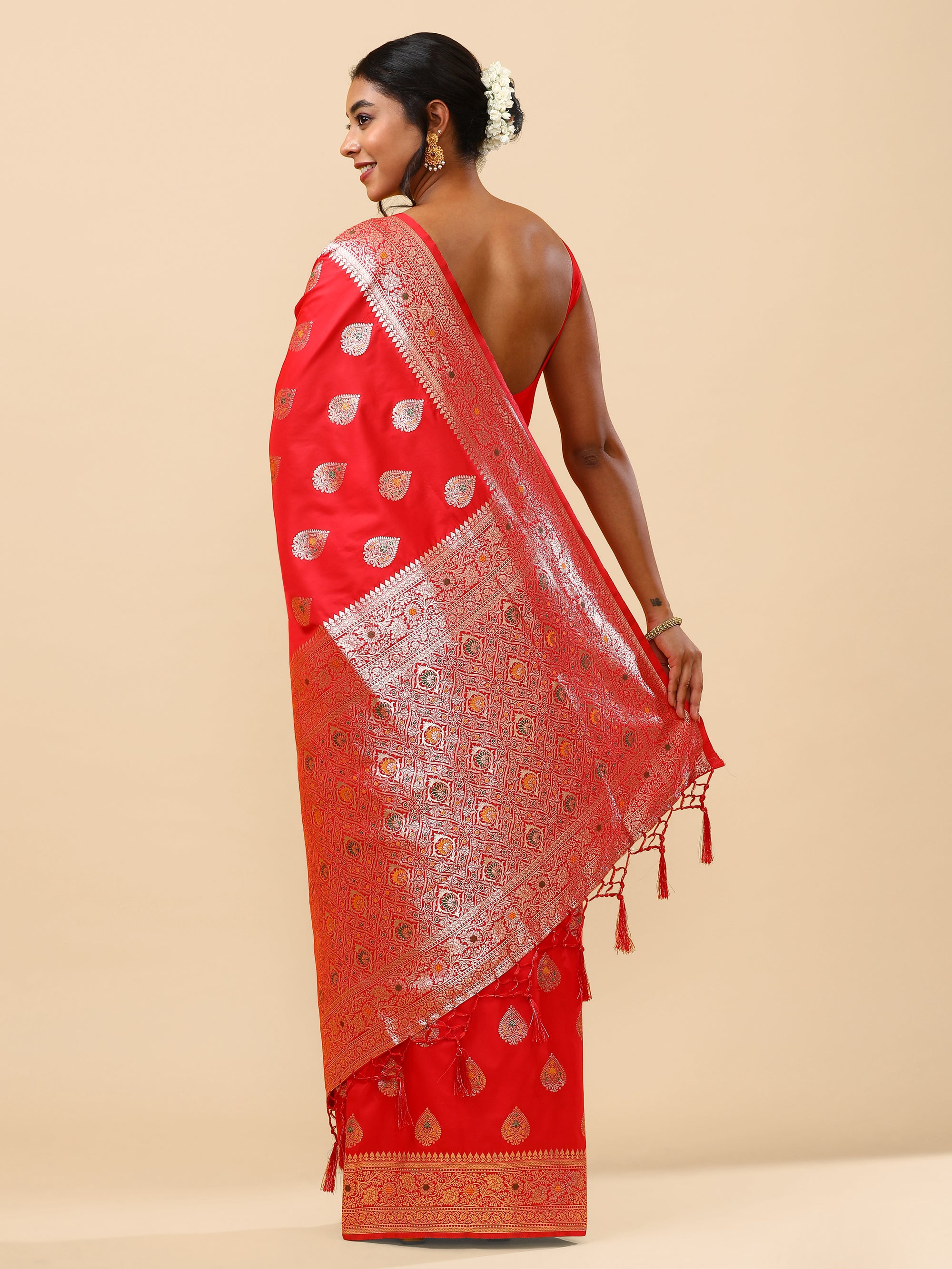 Malhaar - Red