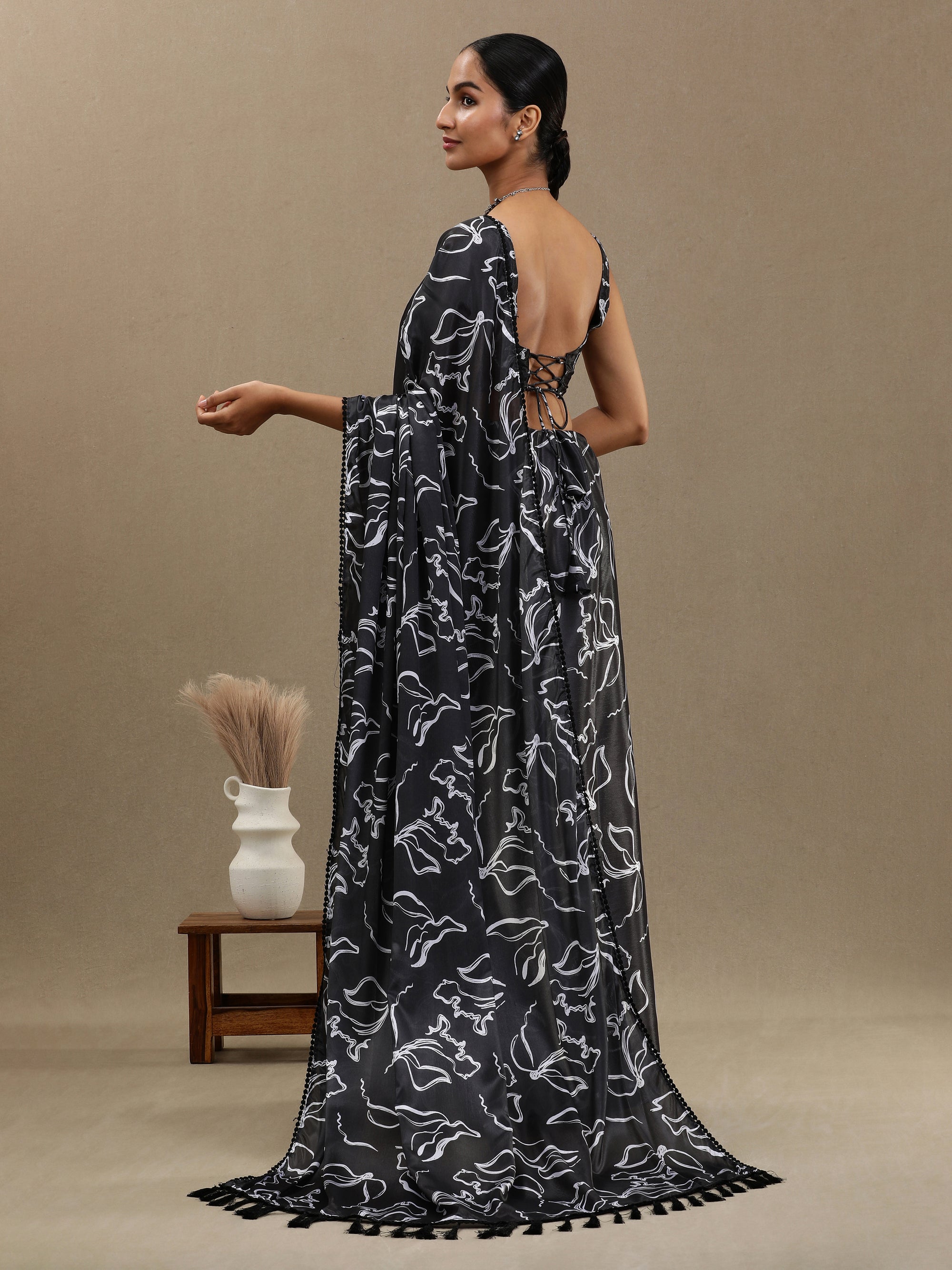 Tulip - Black