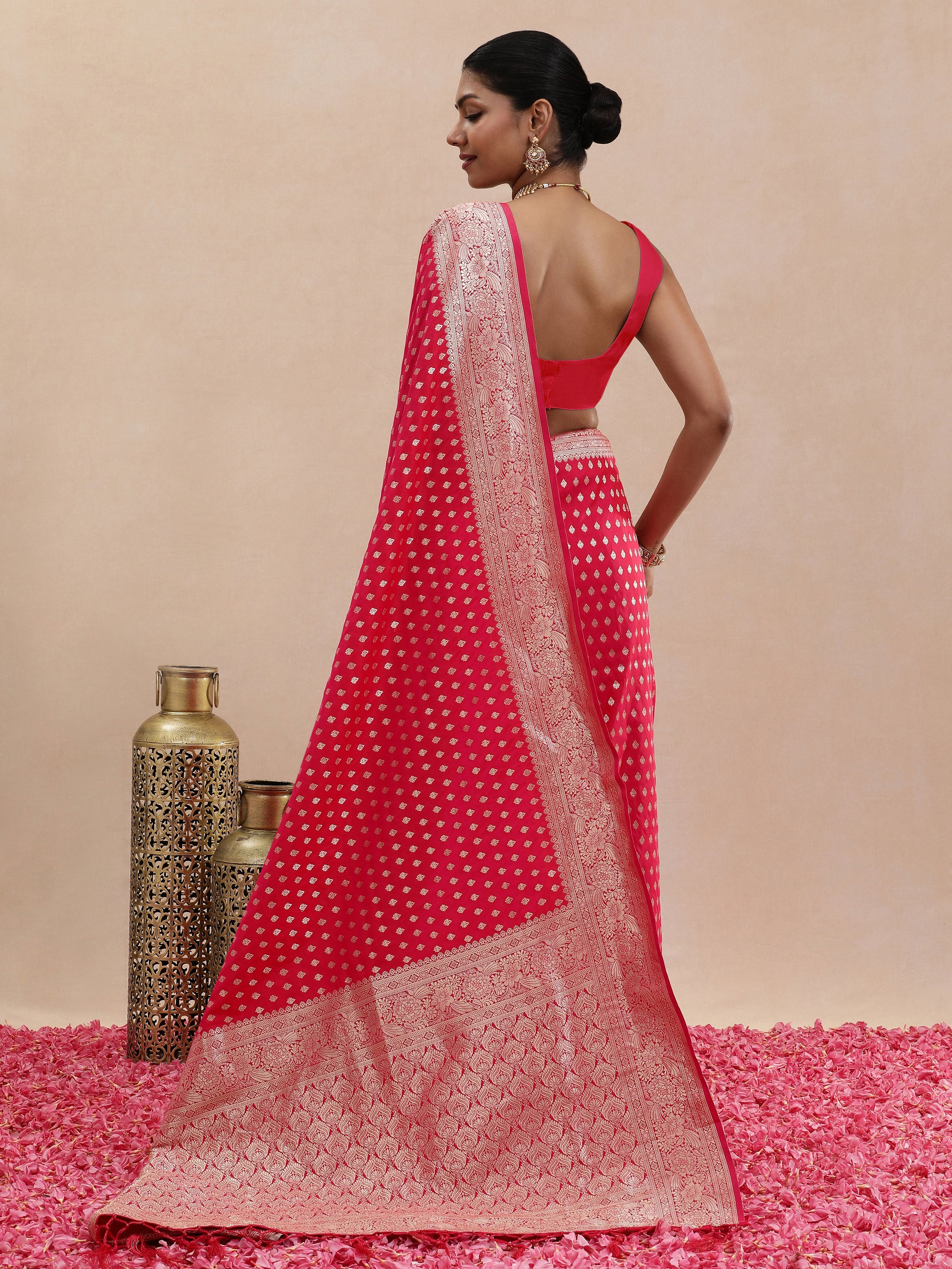 Saavan - Rani Pink