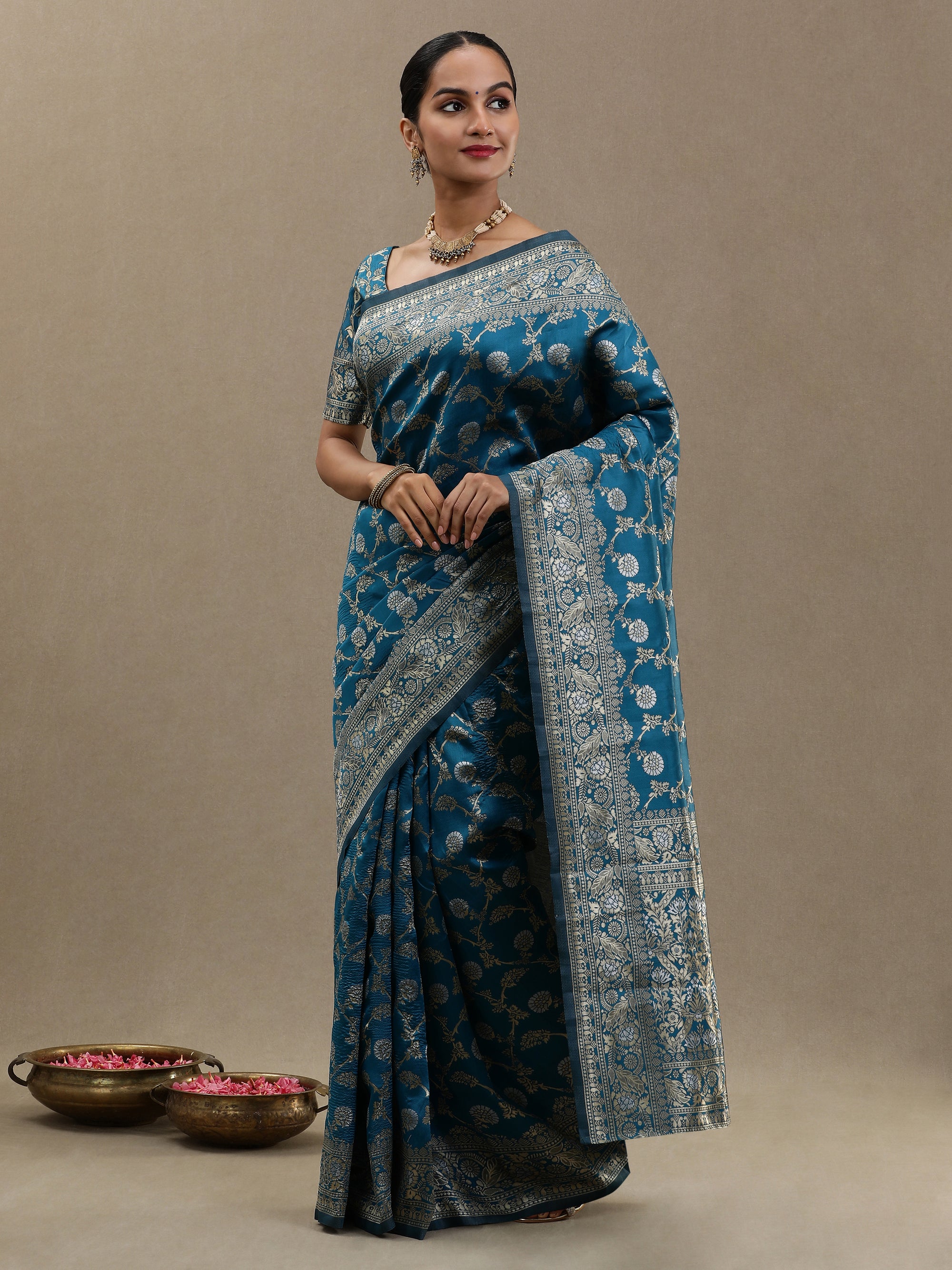 Lata - Sapphire Blue