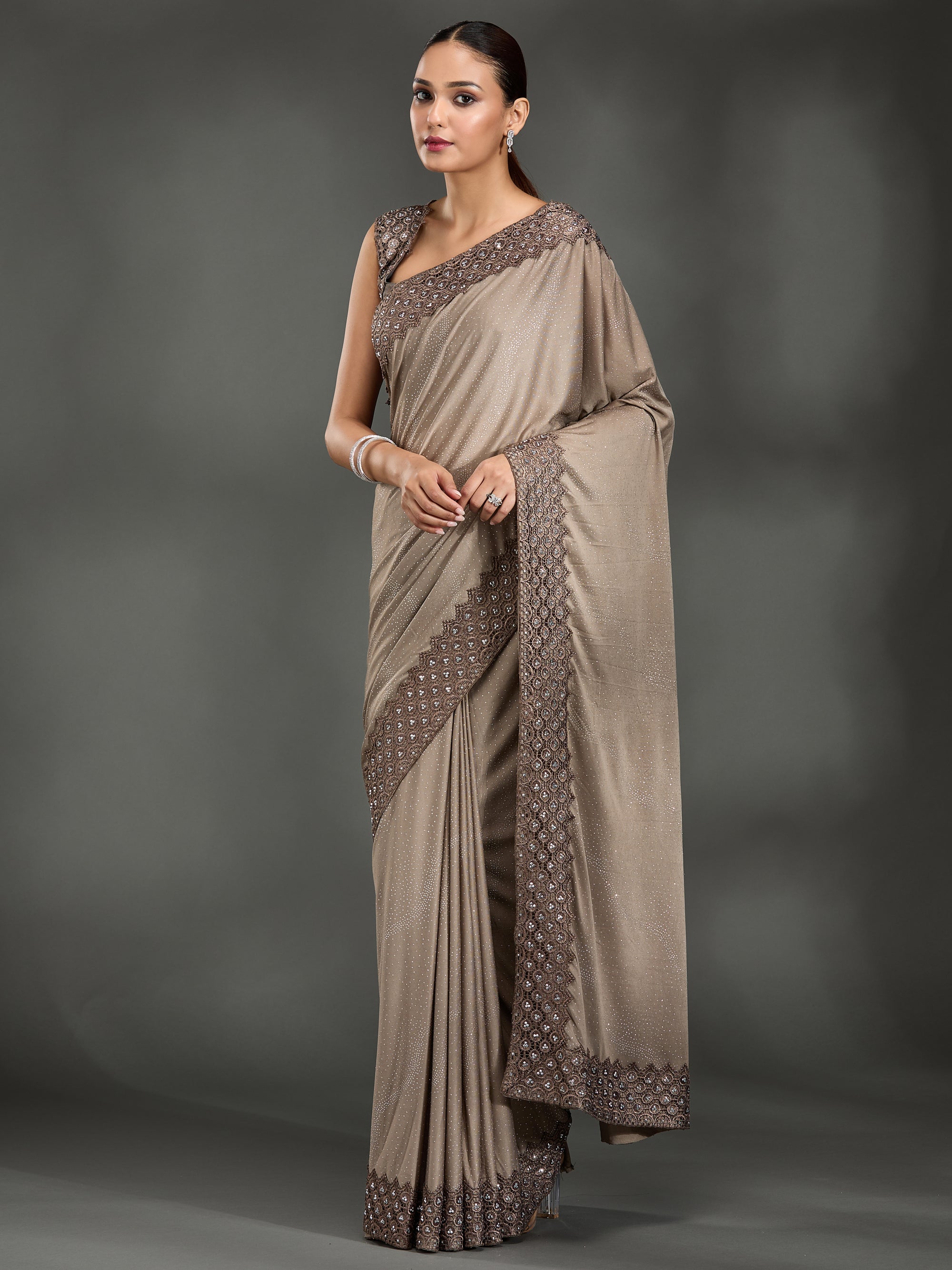 Grapevine - Light Brown
