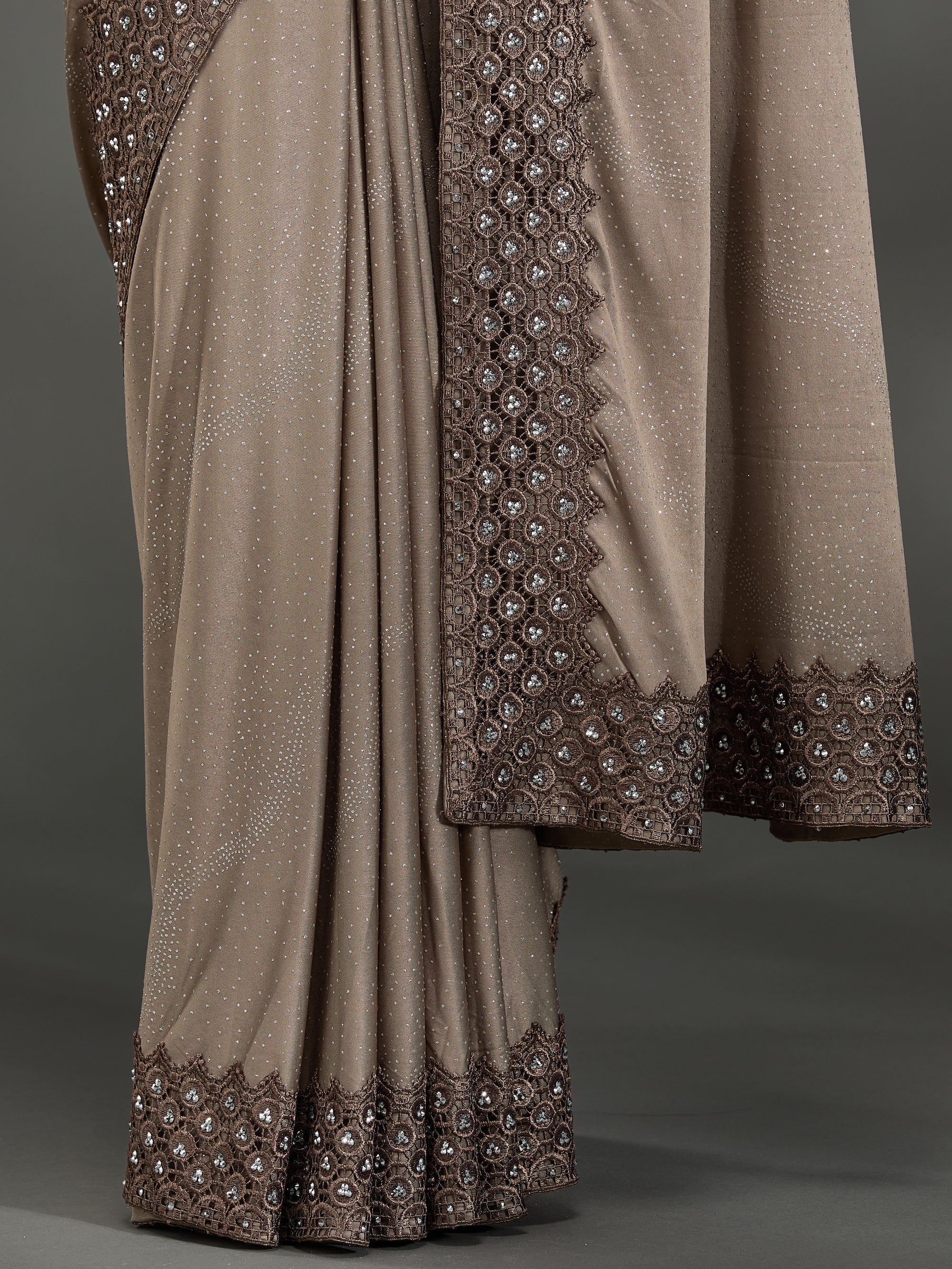 Grapevine - Light Brown