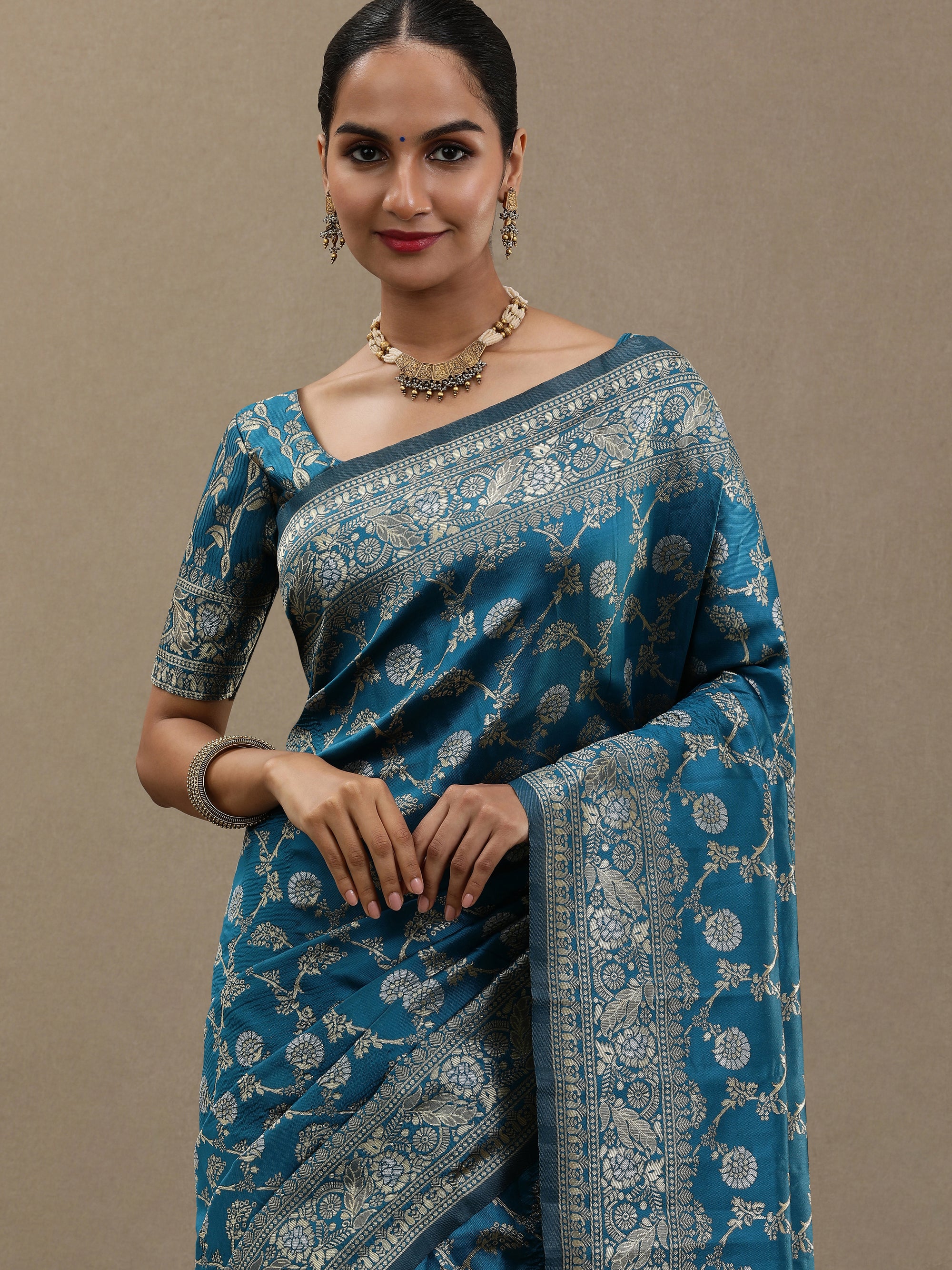 Lata - Sapphire Blue