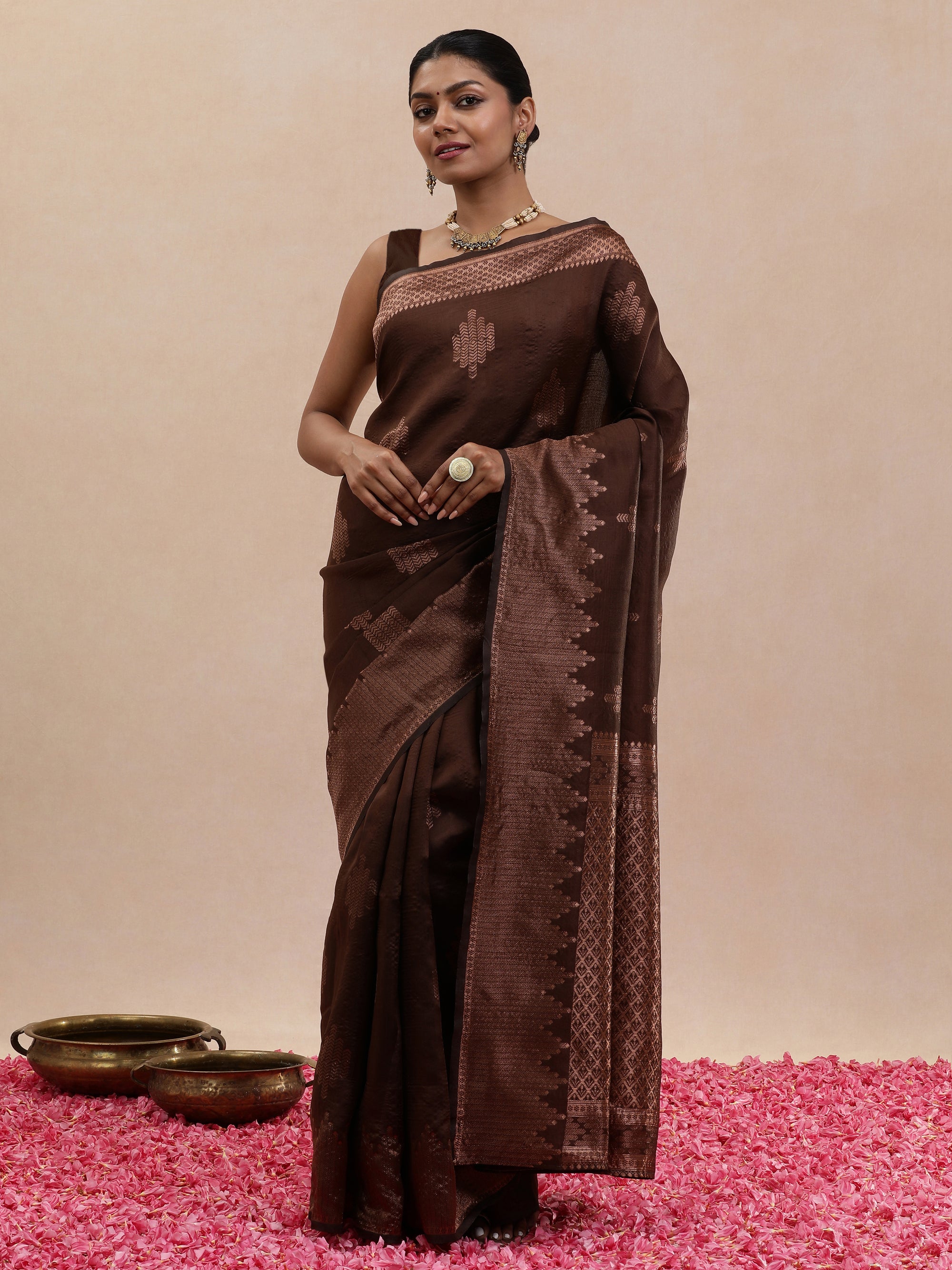 Avani - Wood Brown