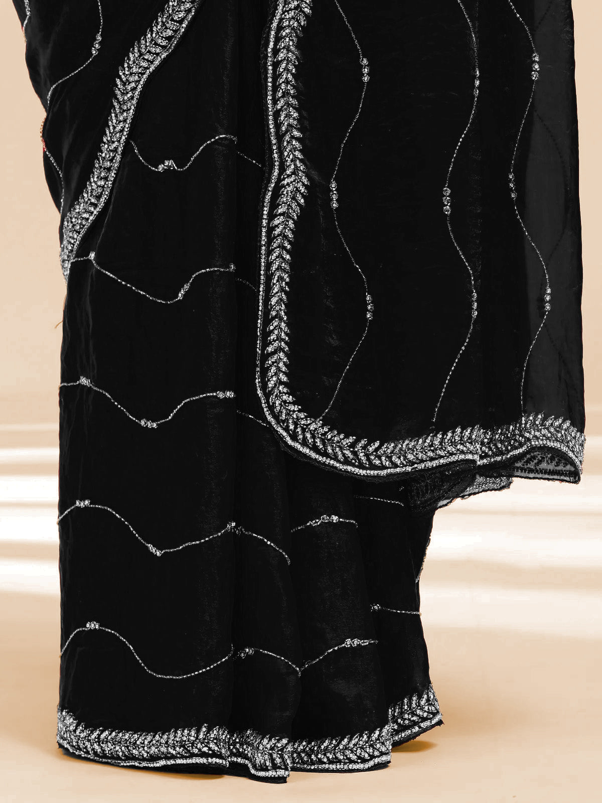 Raunaq - Black