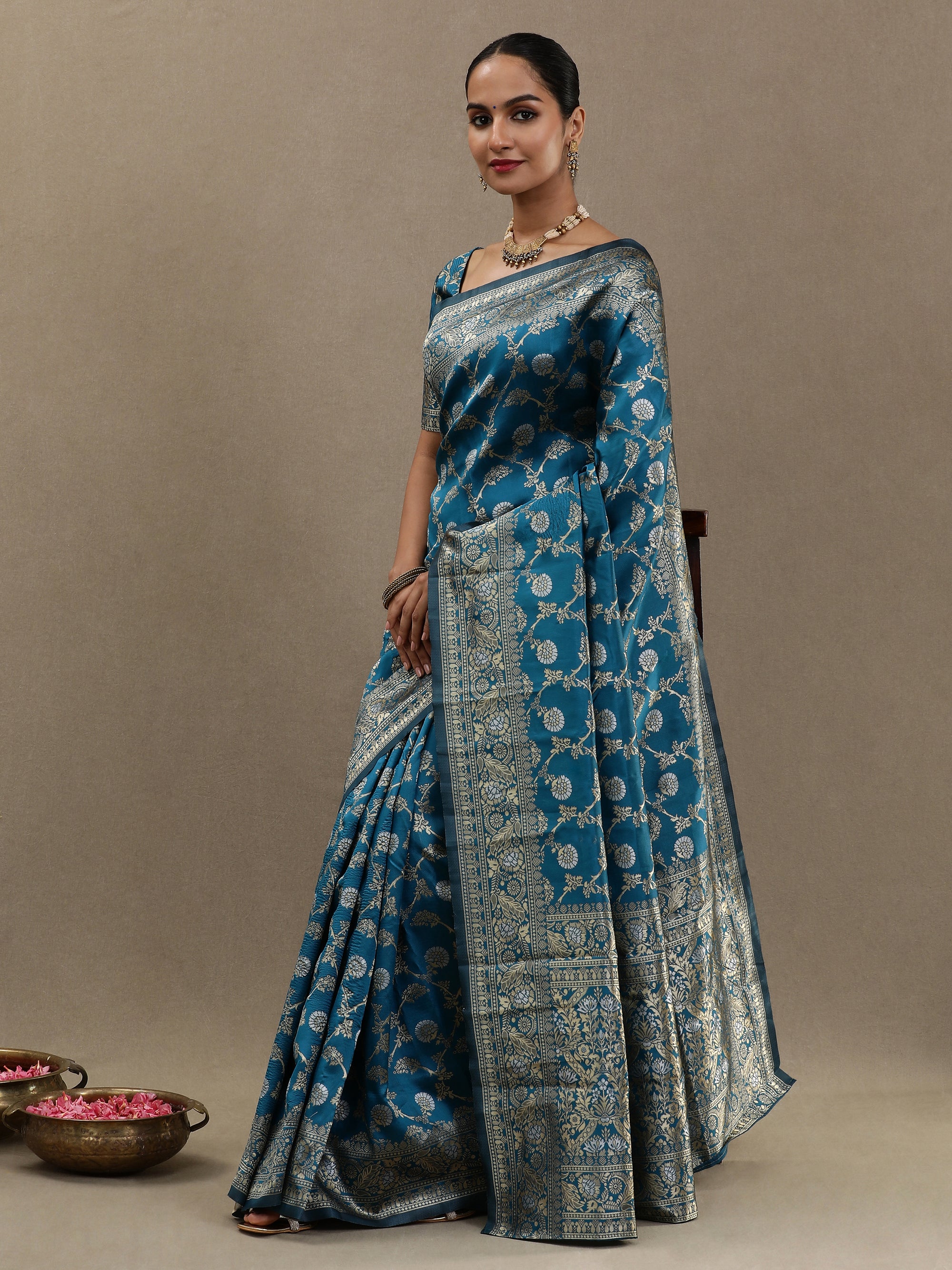 Lata - Sapphire Blue