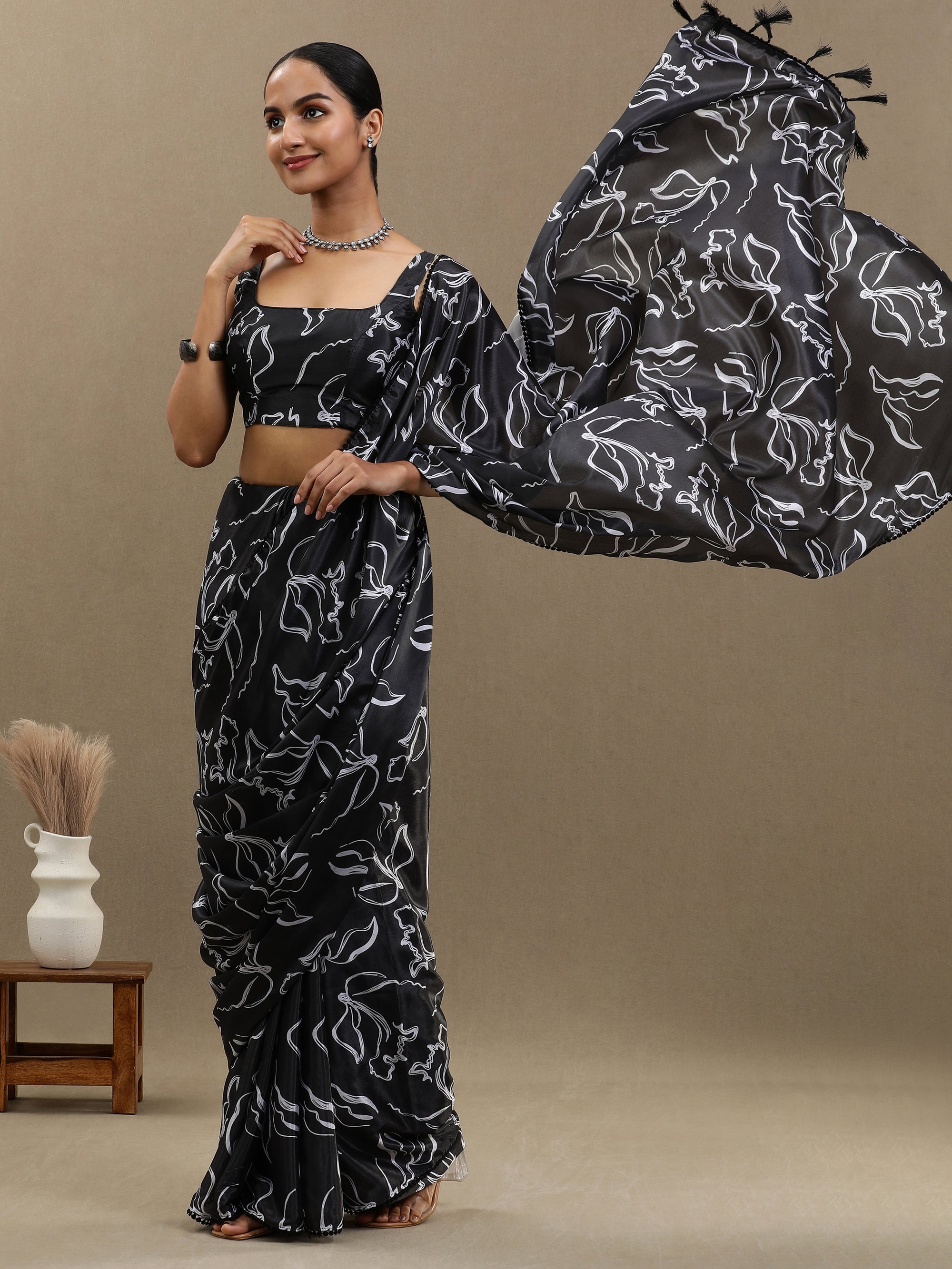 Tulip - Black