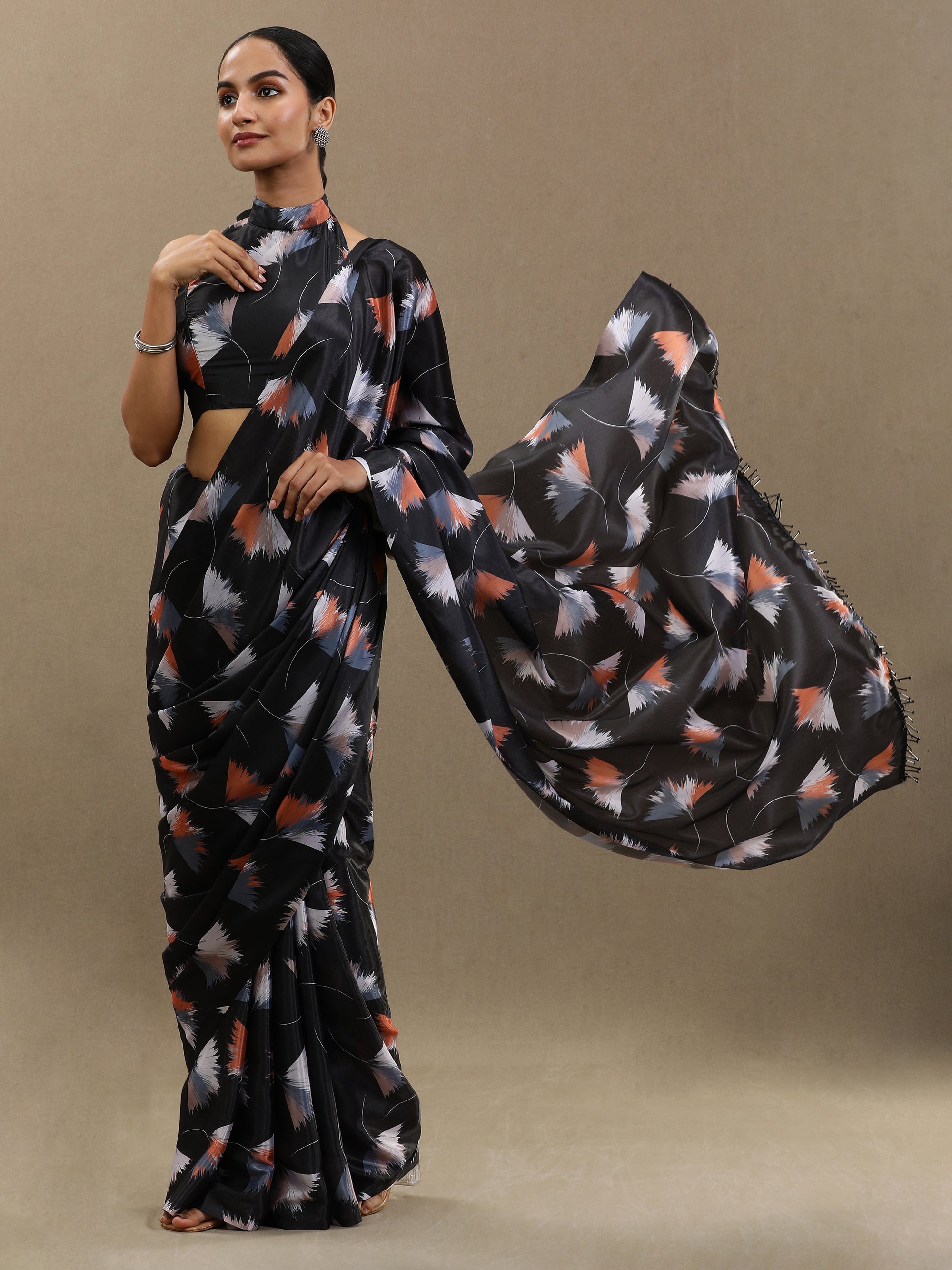 Vinca - Black