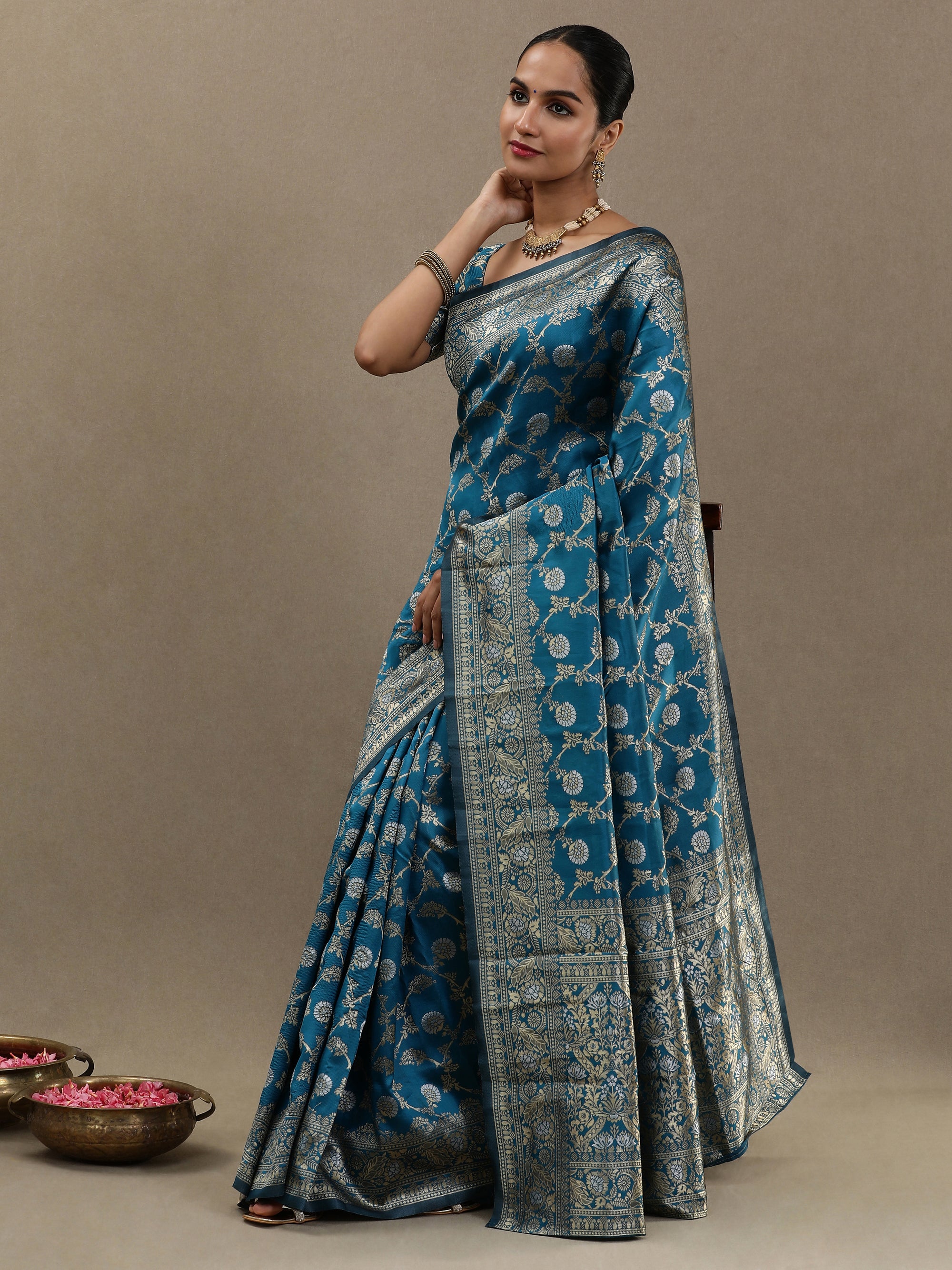 Lata - Sapphire Blue