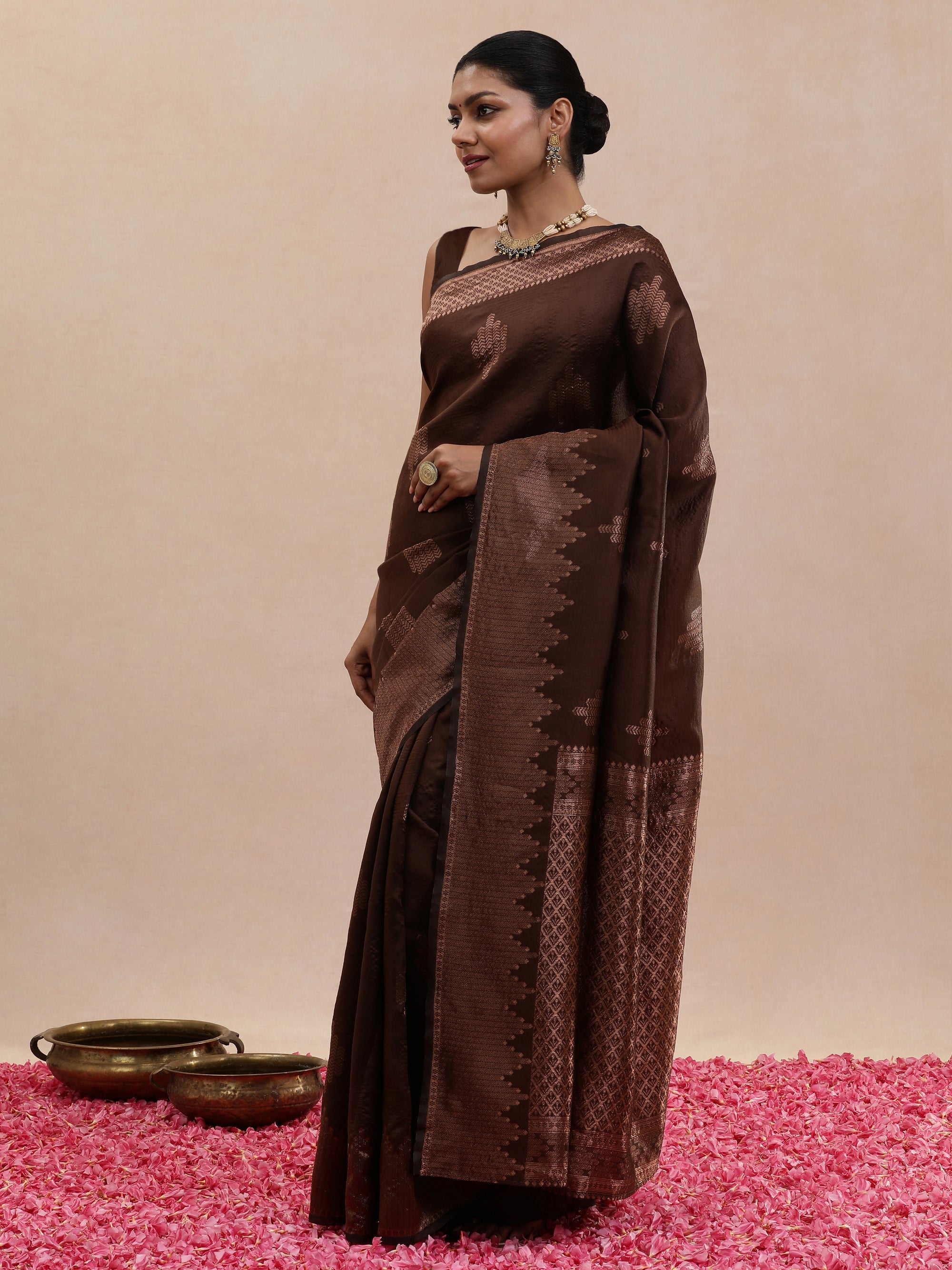 Avani - Wood Brown