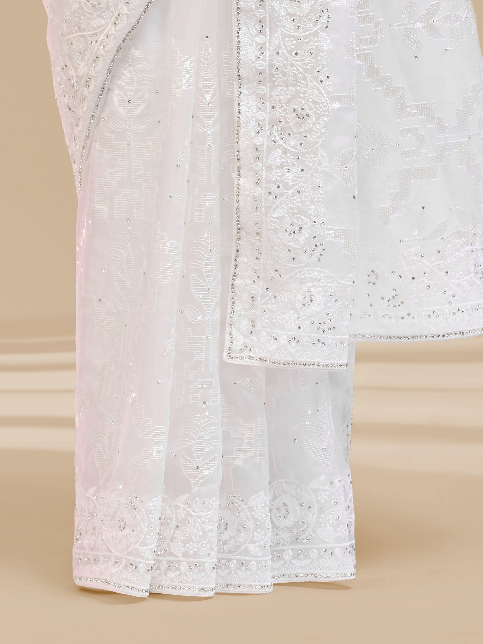 Moonrise - White