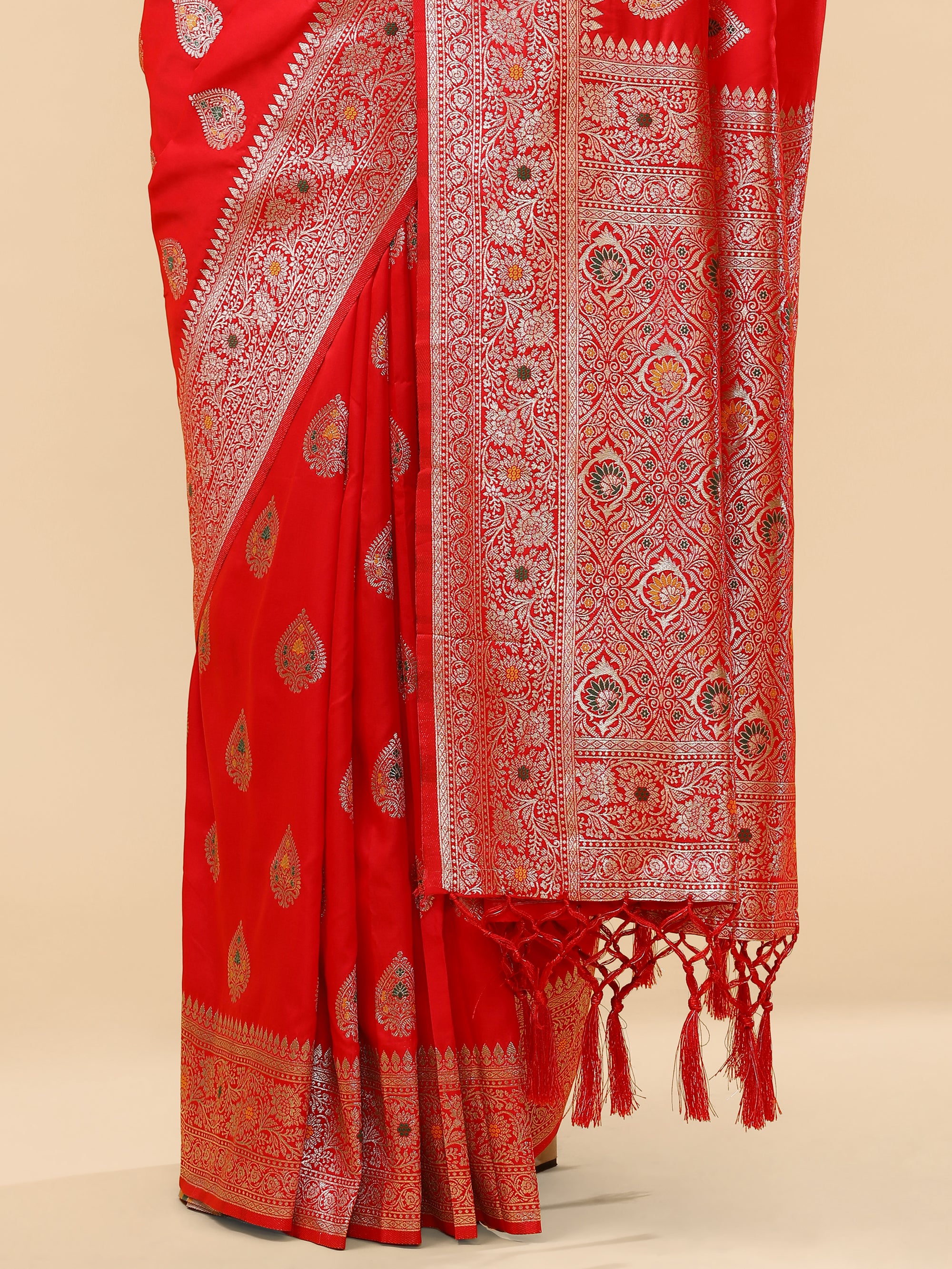 Malhaar - Red