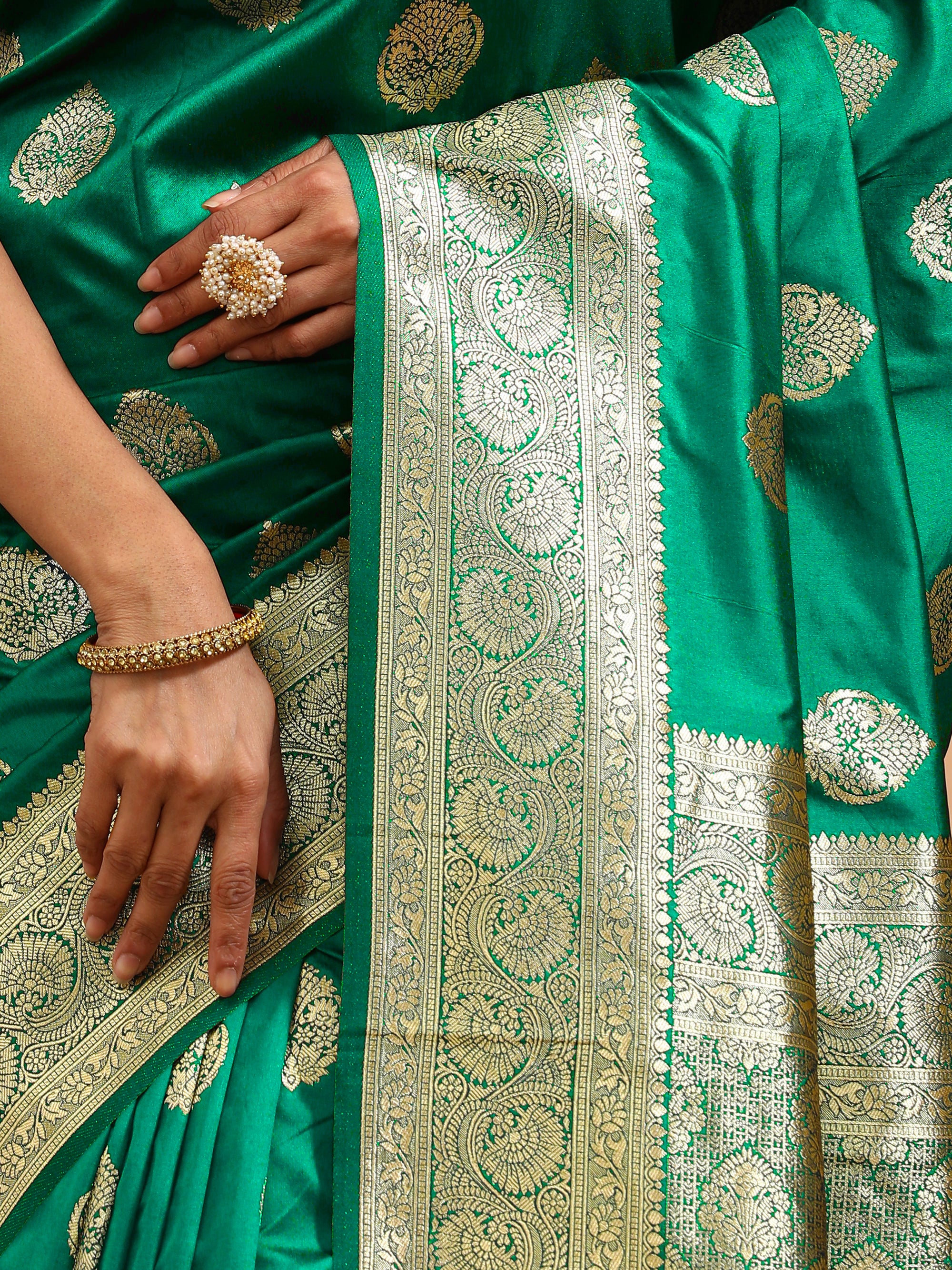 Nirisha - Persian Green