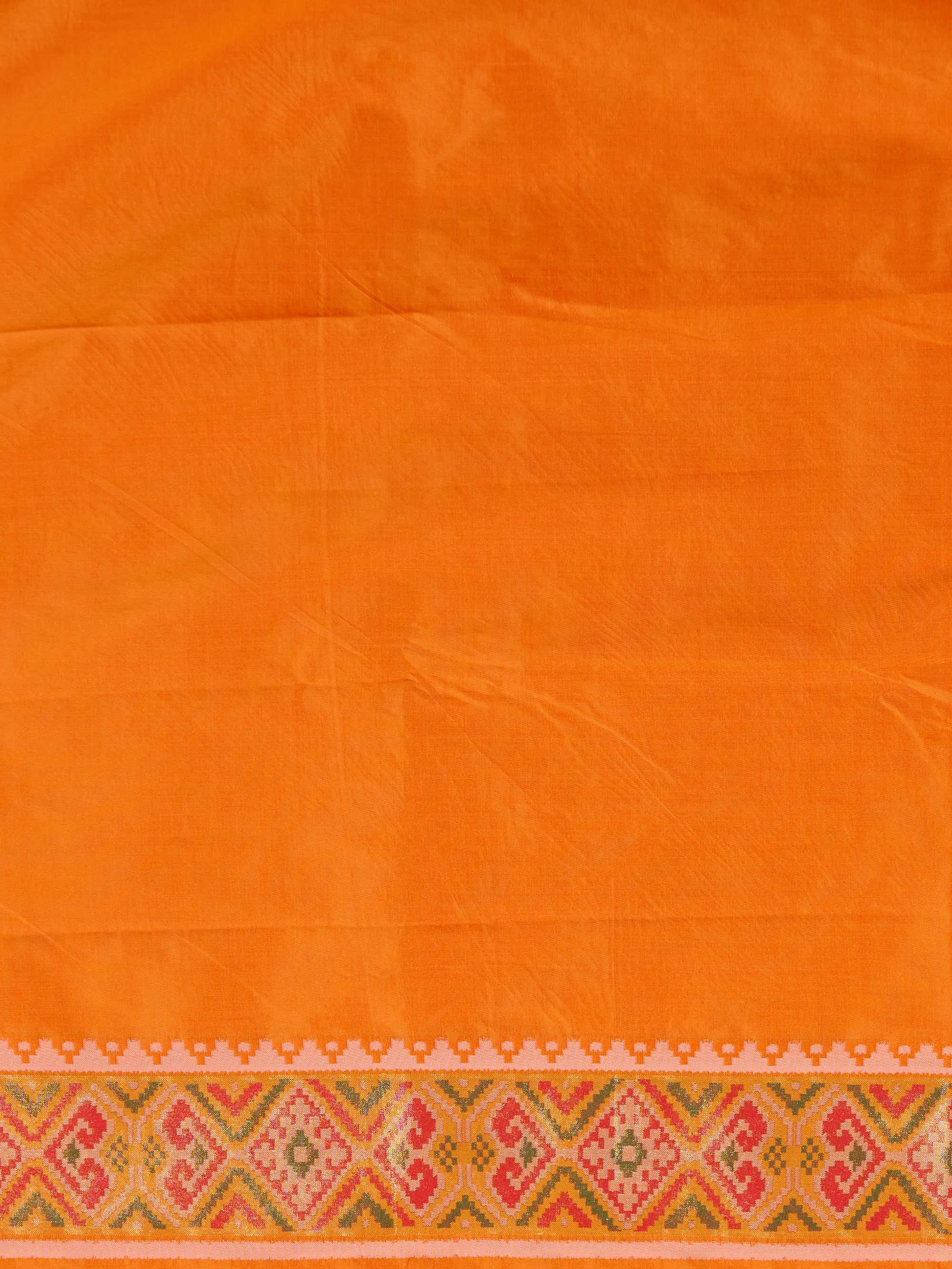 Palace of Illusions - Orange