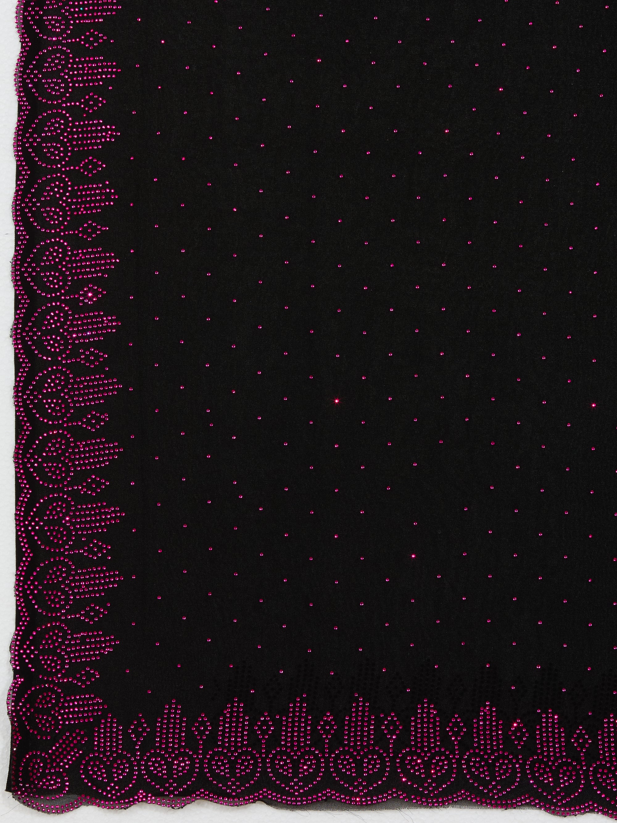 Winning Hearts - Black &amp; Pink