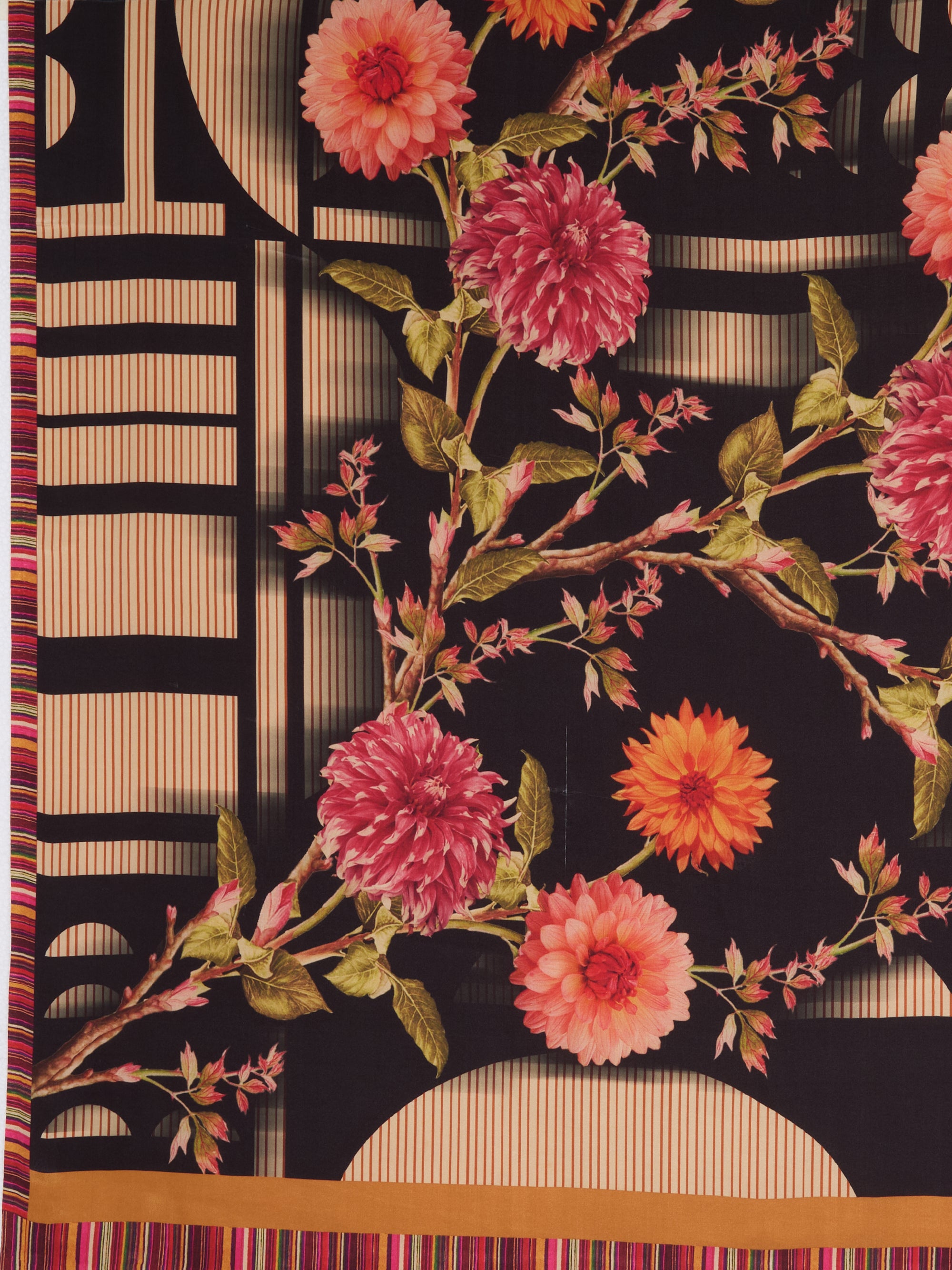 Wabi Sabi - Black &amp; Beige