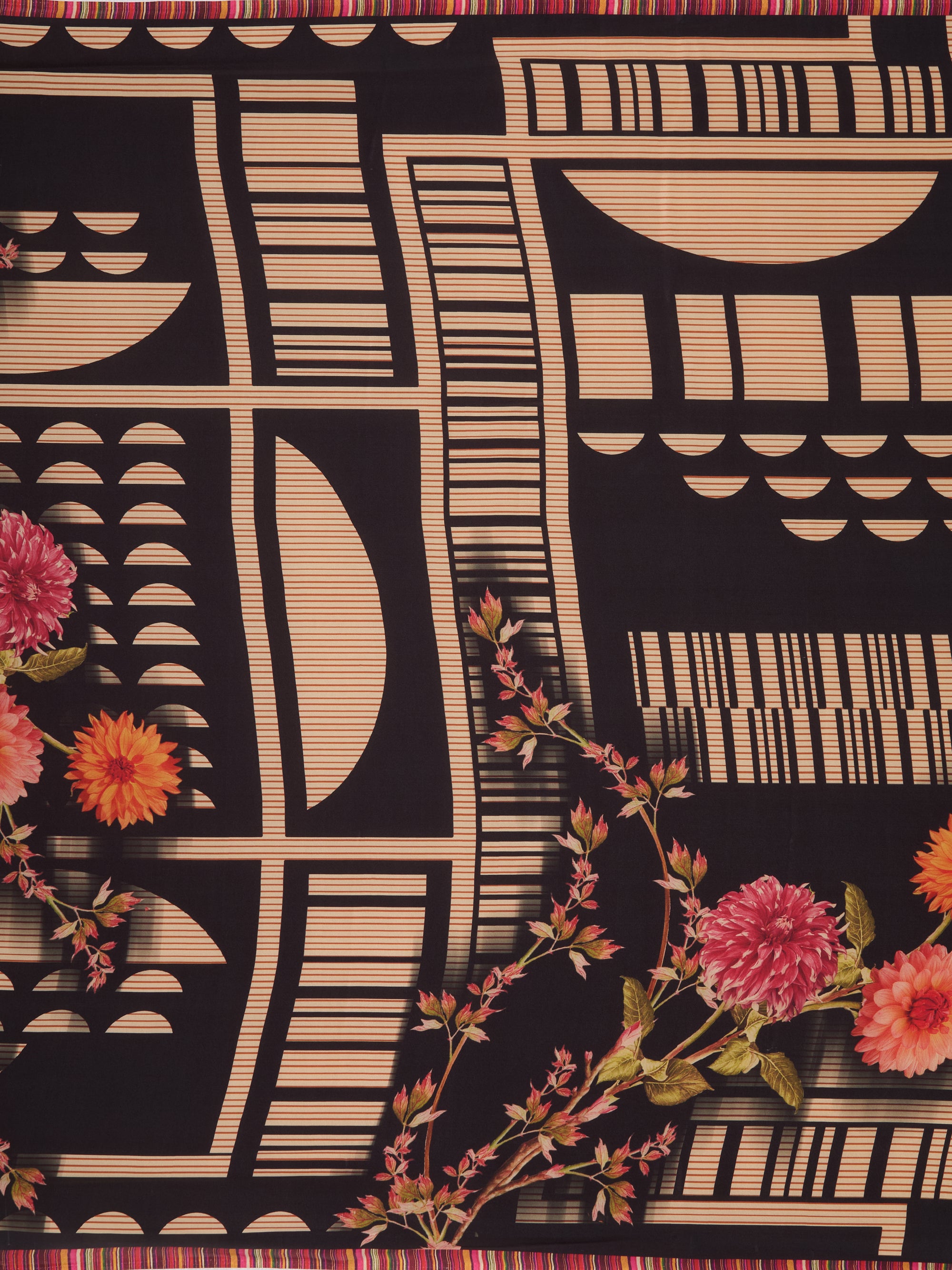 Wabi Sabi - Black &amp; Beige