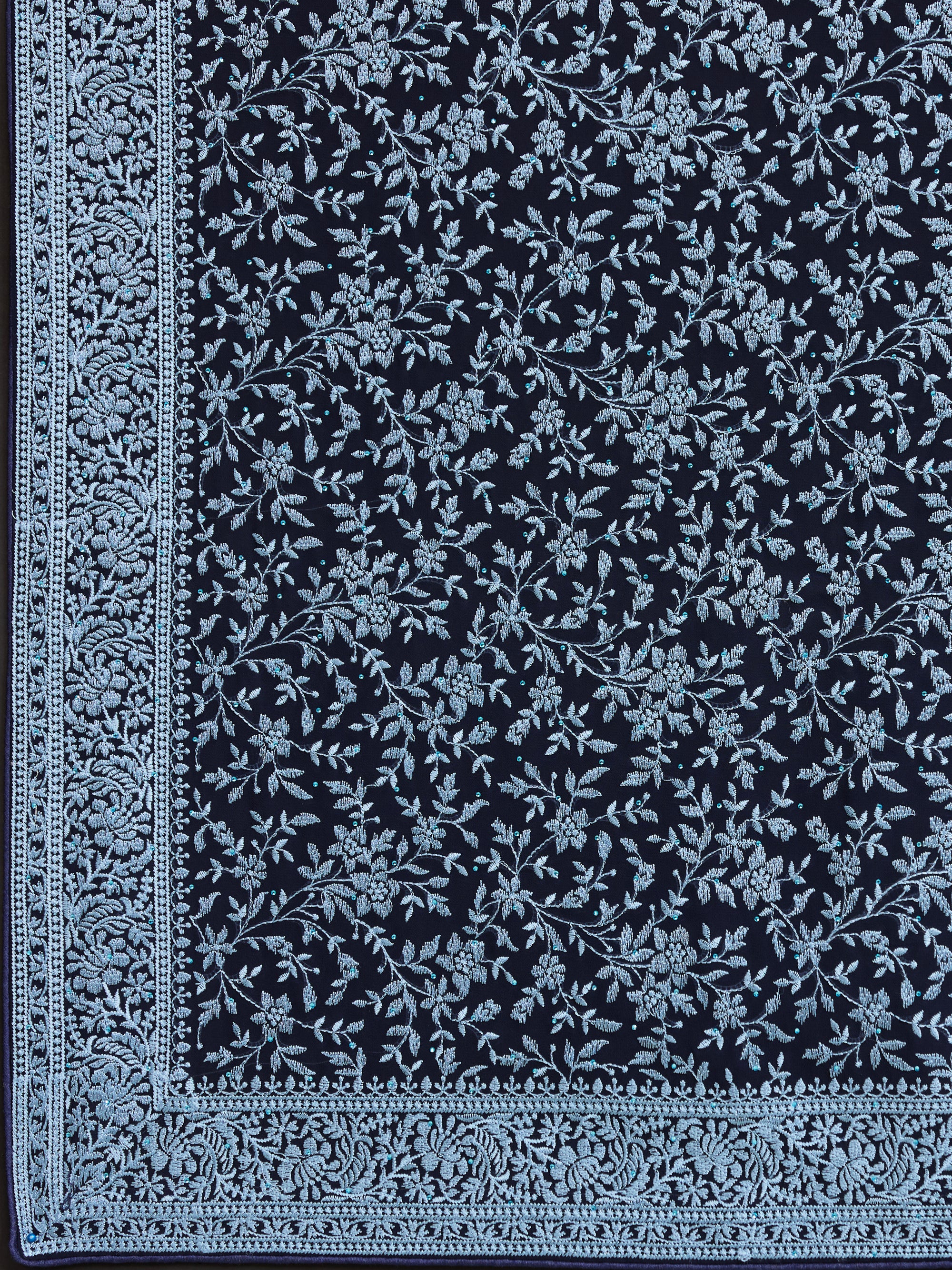 Blissful Embrace - Navy Blue &amp; Light Blue